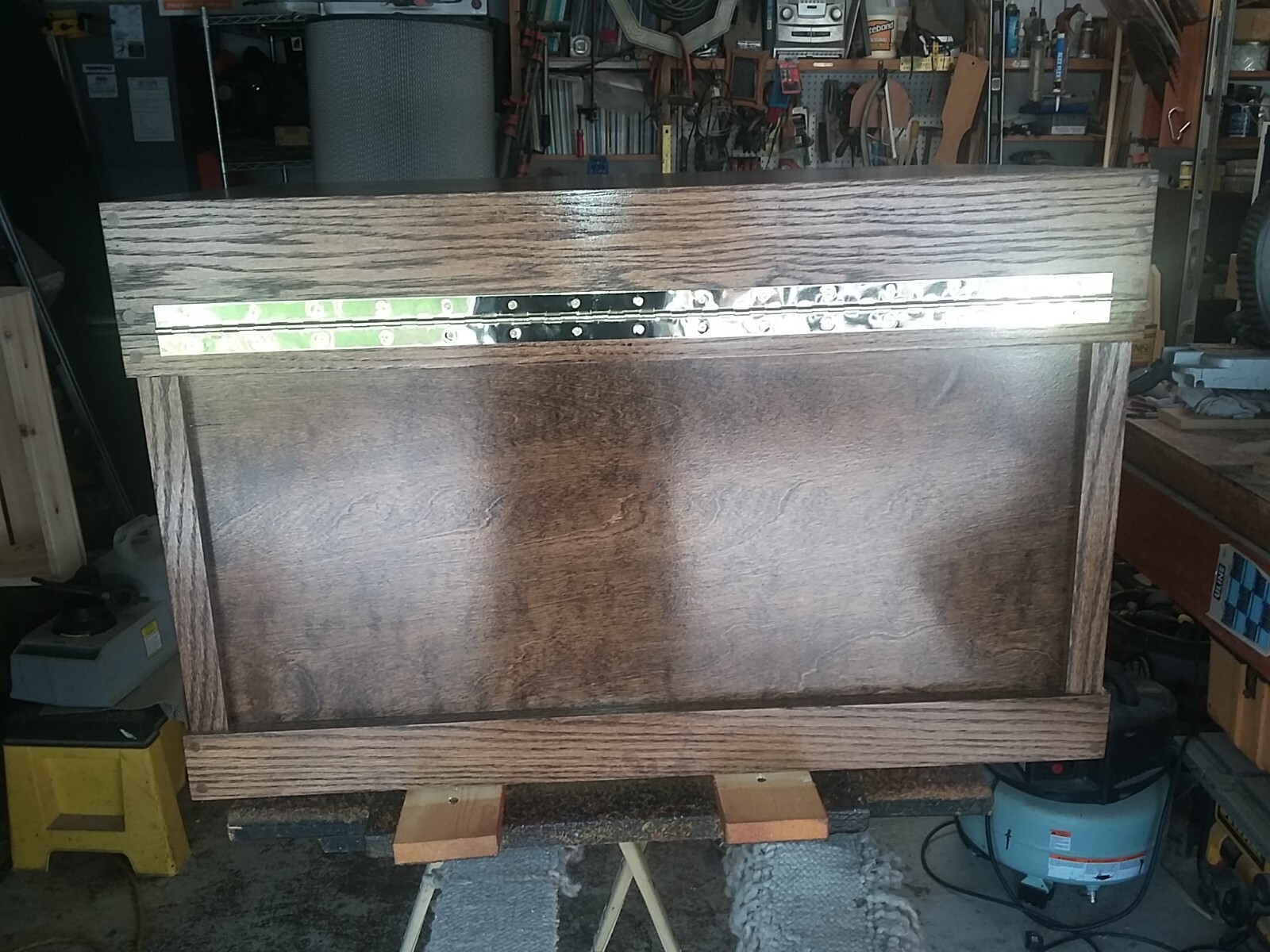 Tack Trunk w/bandage lid, brush tray/ stained dark walnut, Free Shipping!