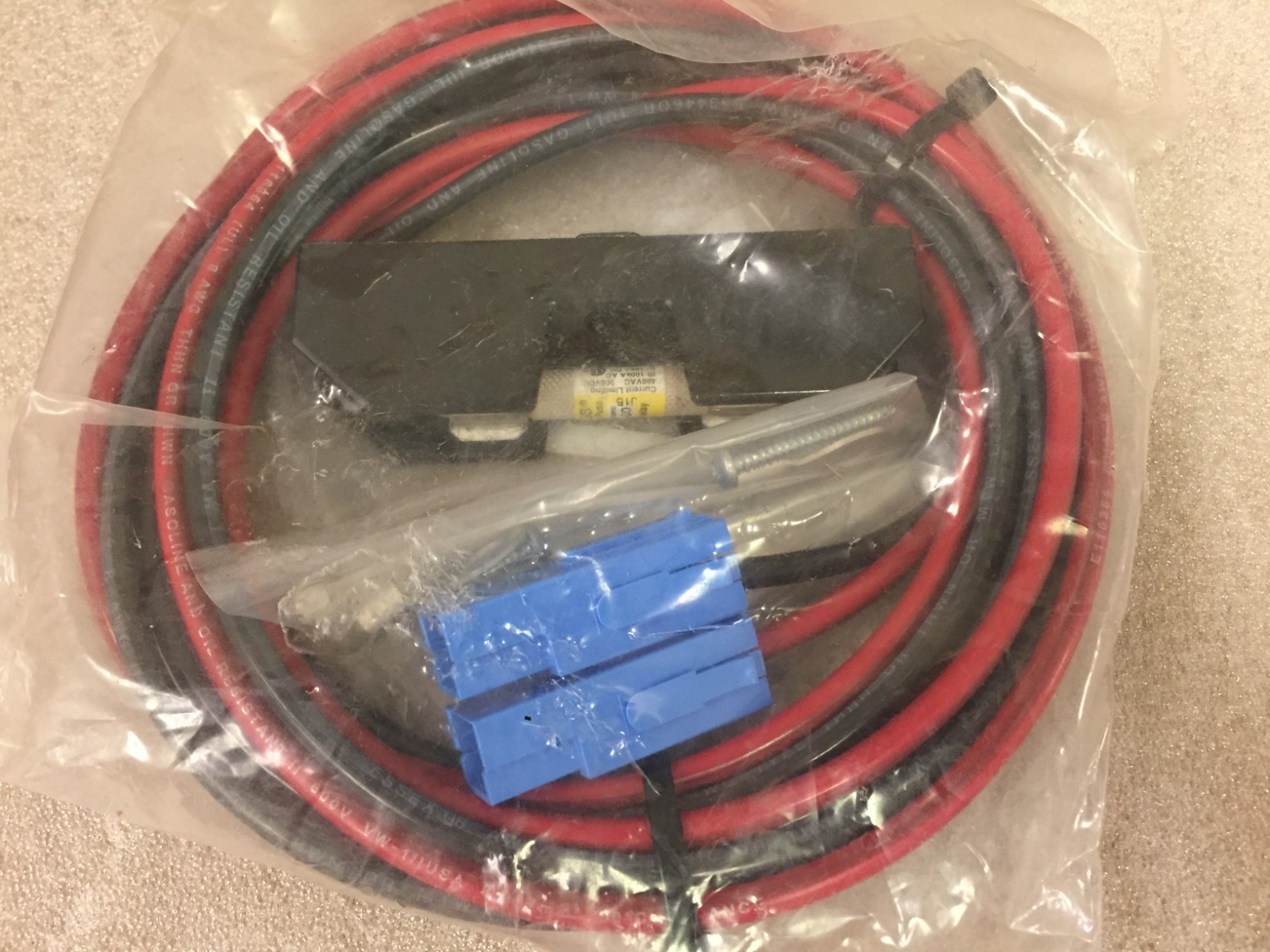 NEW Motorola External Battery Cable Kit TRN5155A & Buss Fuseholder G30060-1CR