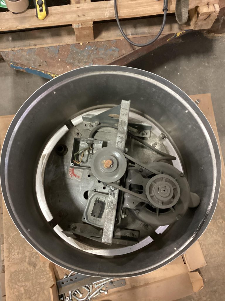 Loren Cook 135 ACE Downblast Roof top Exhaust Fan 1800CFM