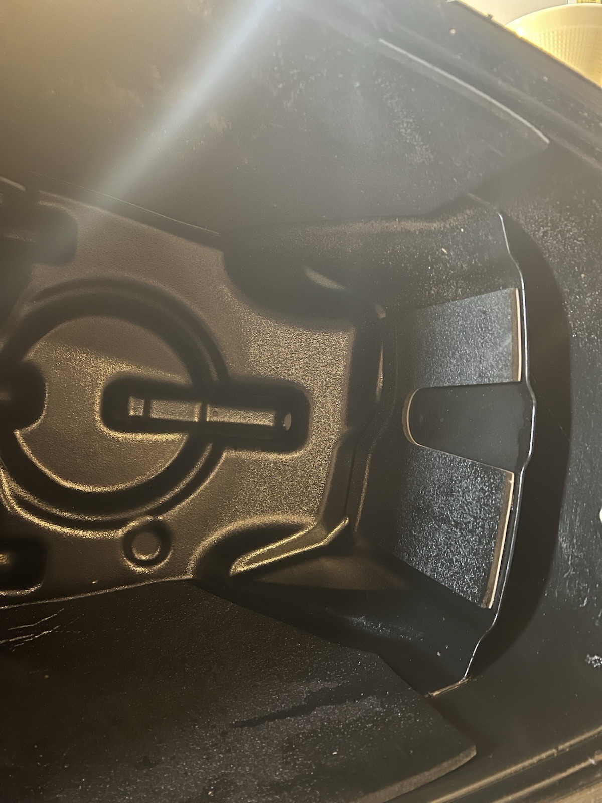 2004-2005 BRP Evinrude outboard 200-250 hp engine cover top cowl 0285625