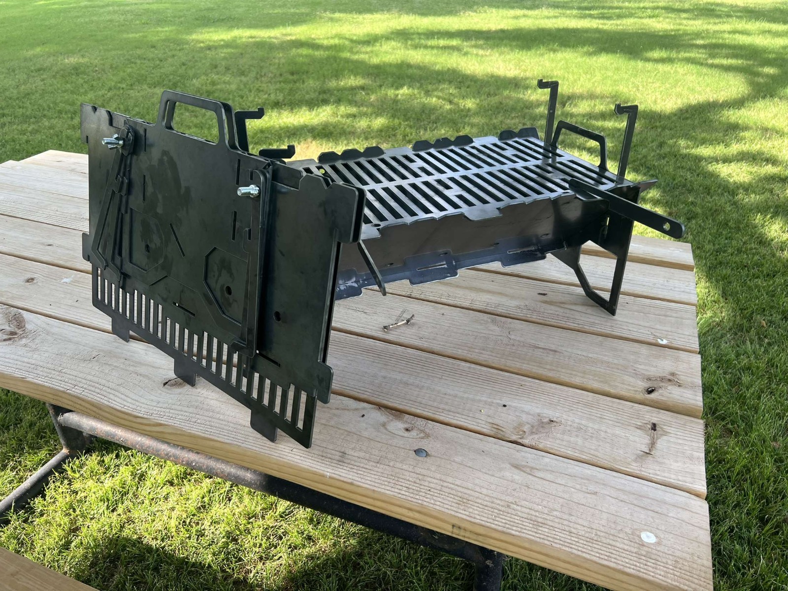 Collapsible Slot Grill 11 Gauge With A Lifted Rack Millscale Free MADE IN THE US