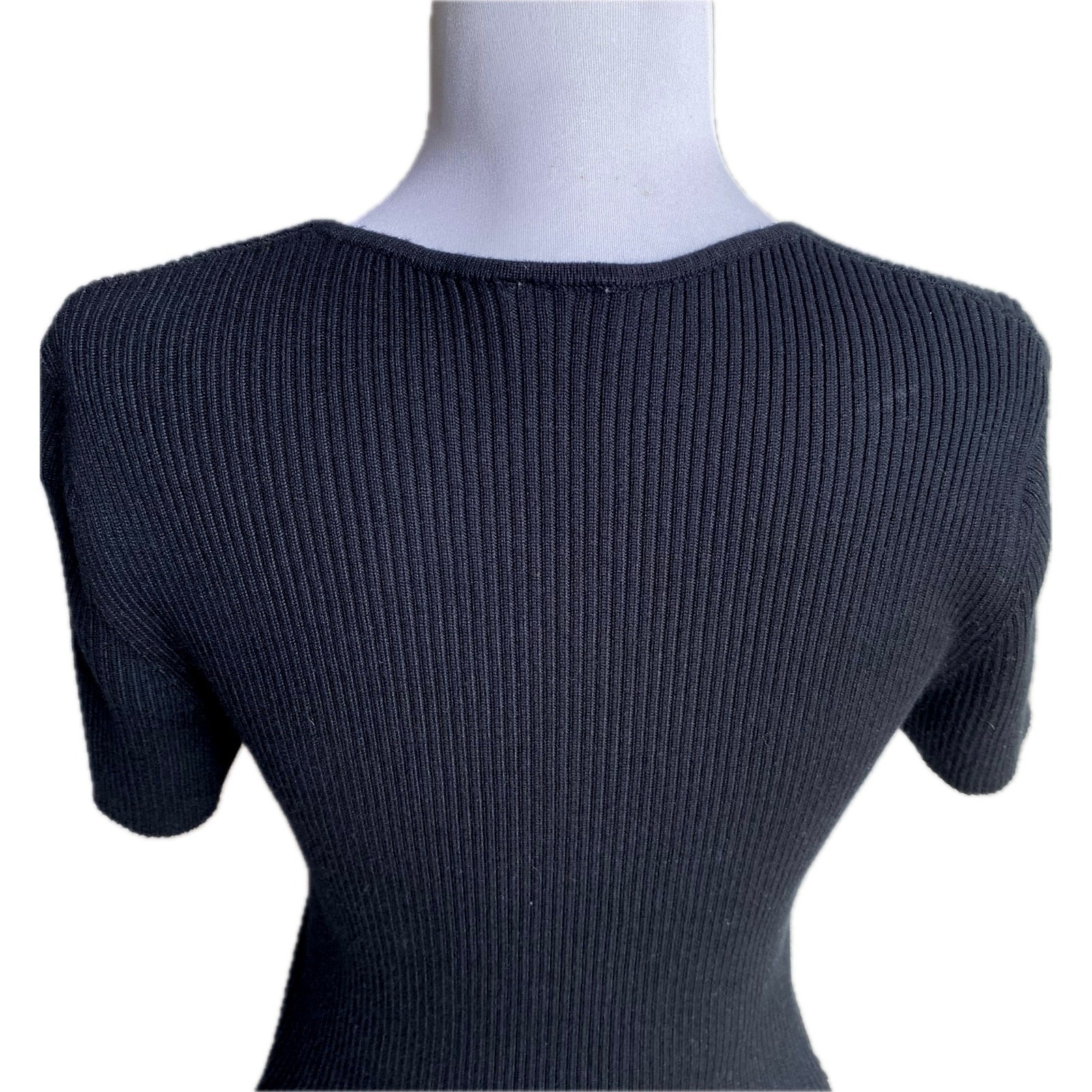 ABERCROMBIE Ribbed Knit Short Sleeve Bodysuit Size M Black Portrait Square Neck