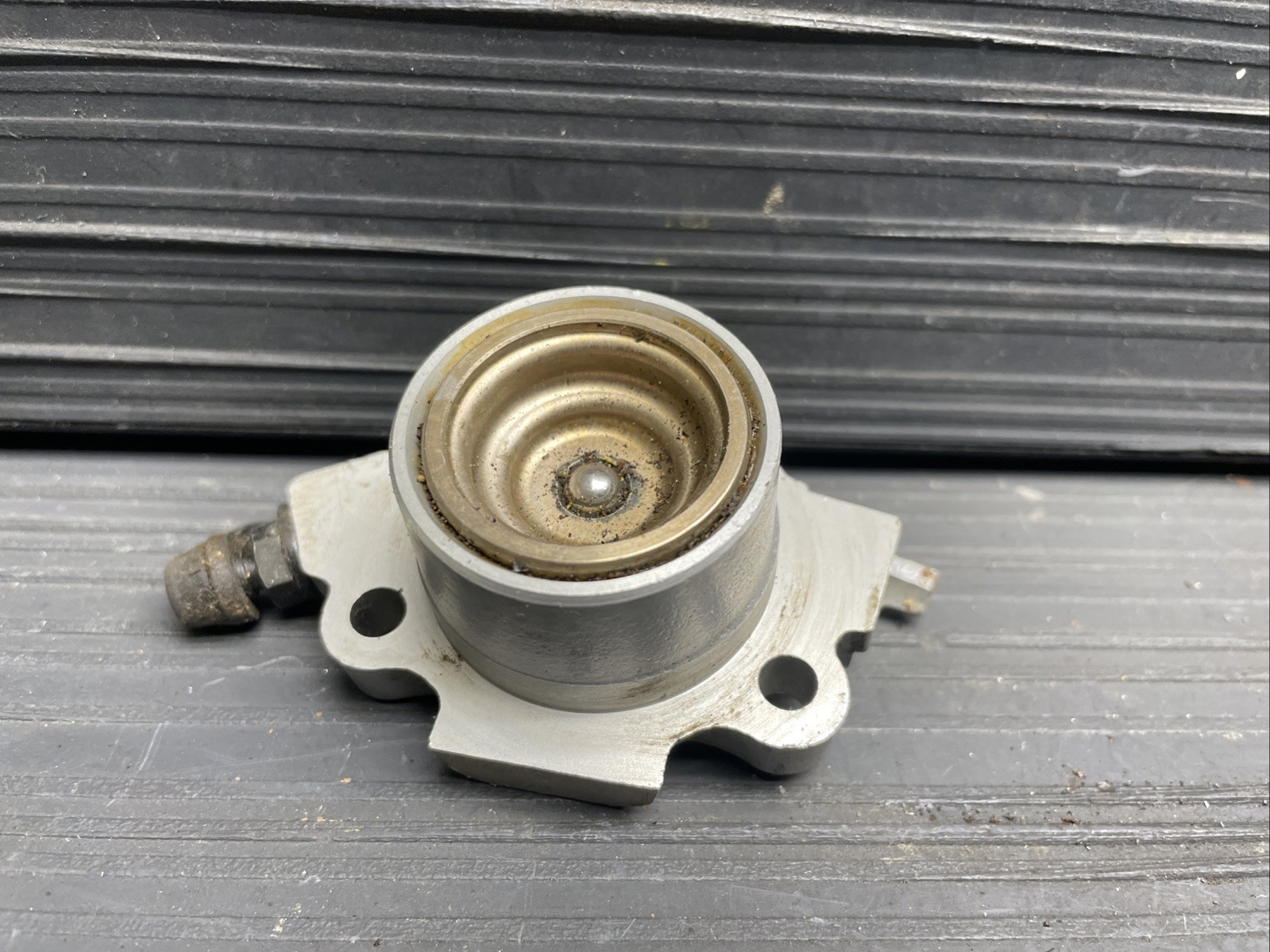 Kawasaki Vulcan 1600 VN1600 Clutch slave release cylinder Cleaned and tested OEM