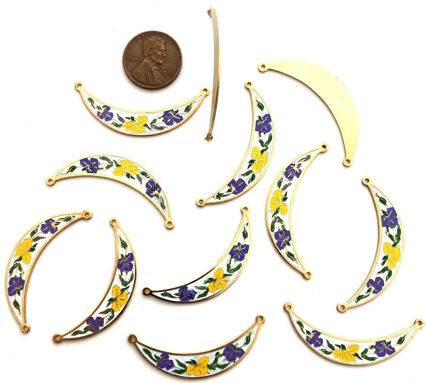 12 Vintage Yellow Purple Flowers White Crescent 2-Loop Connector Pendants 5190P