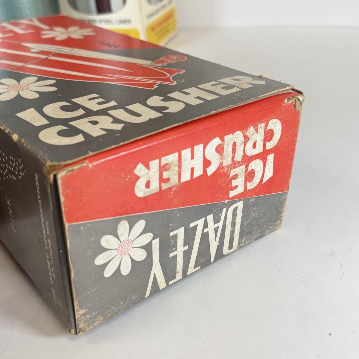 Dazey Atomic Red Rocket Wall Mount Triple Ice Crusher Cocktail Mid Century w/BOX