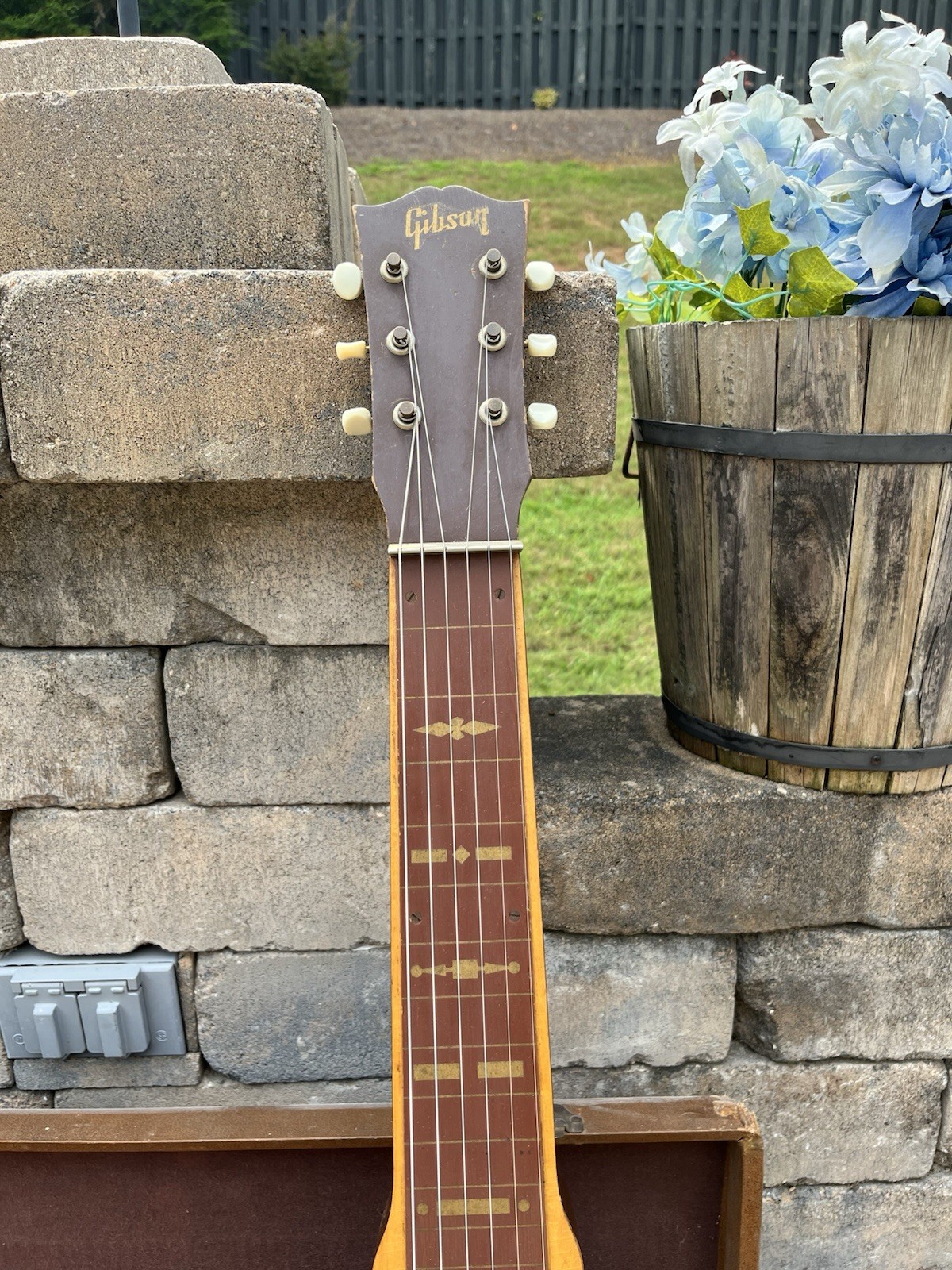 Vintage 1951 Gibson Royal Tone Lapsteel