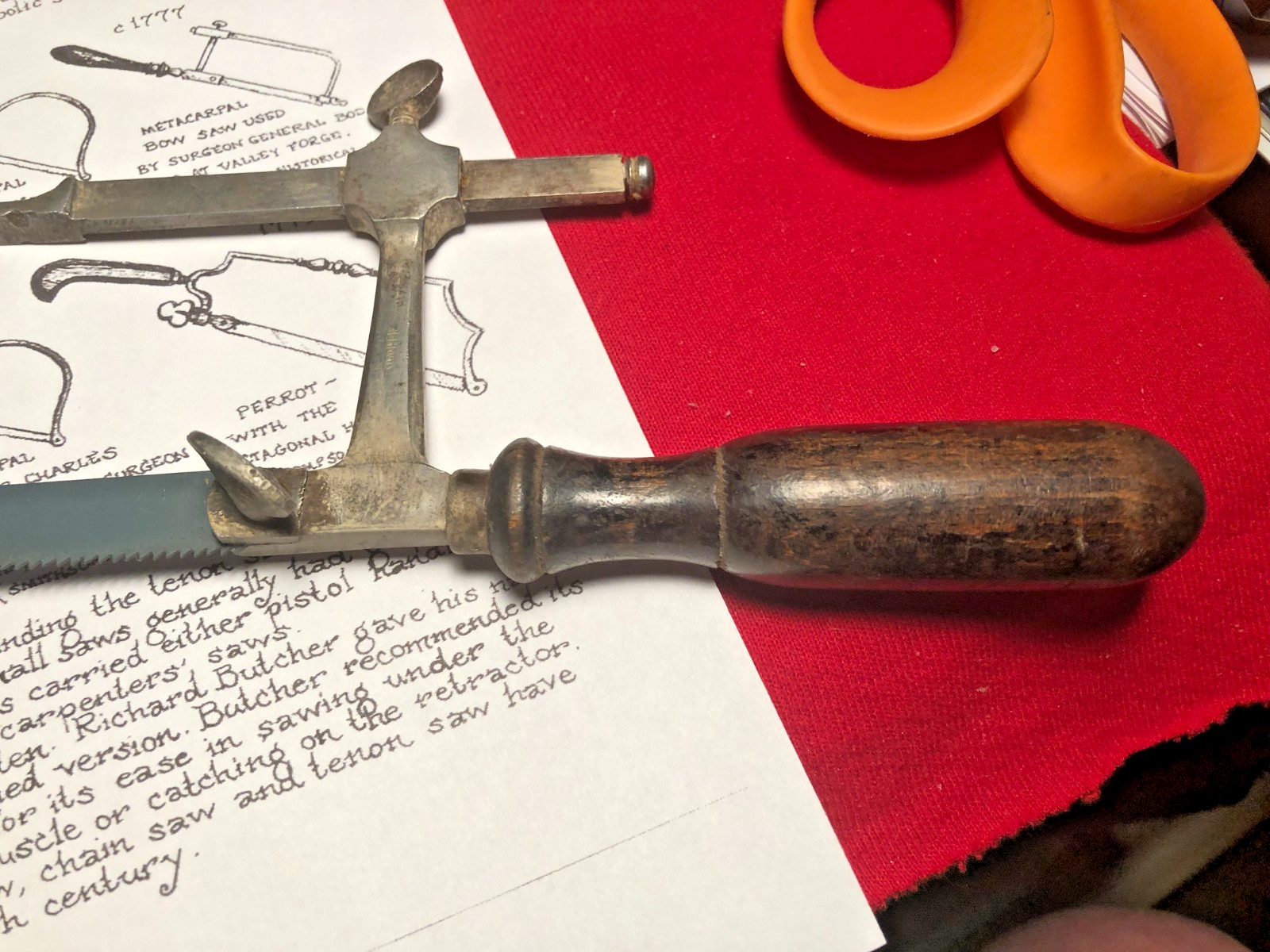 METACARPEL AMPUTATION SAW LIKE THE ONE USED BY GEN. OTTO IN 1777 - NO MAKER MARK