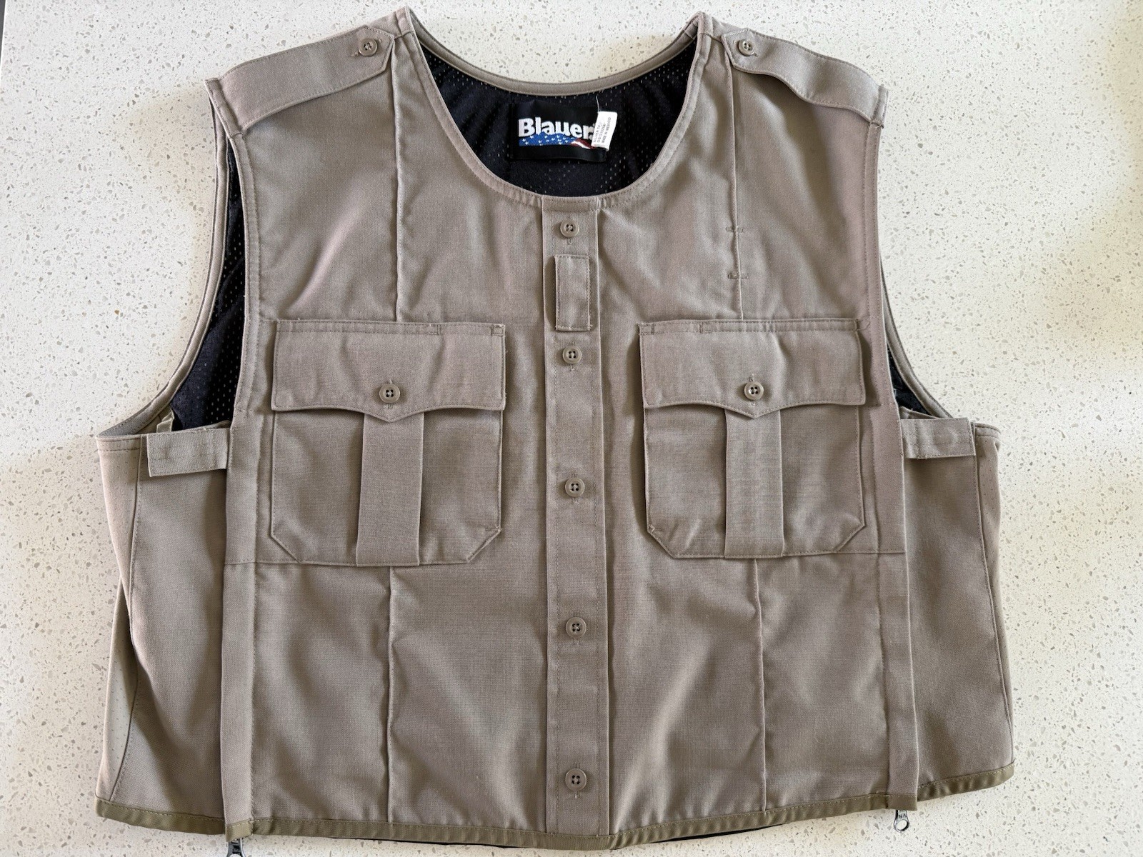 Blauer Silver Tan Outer Carrier