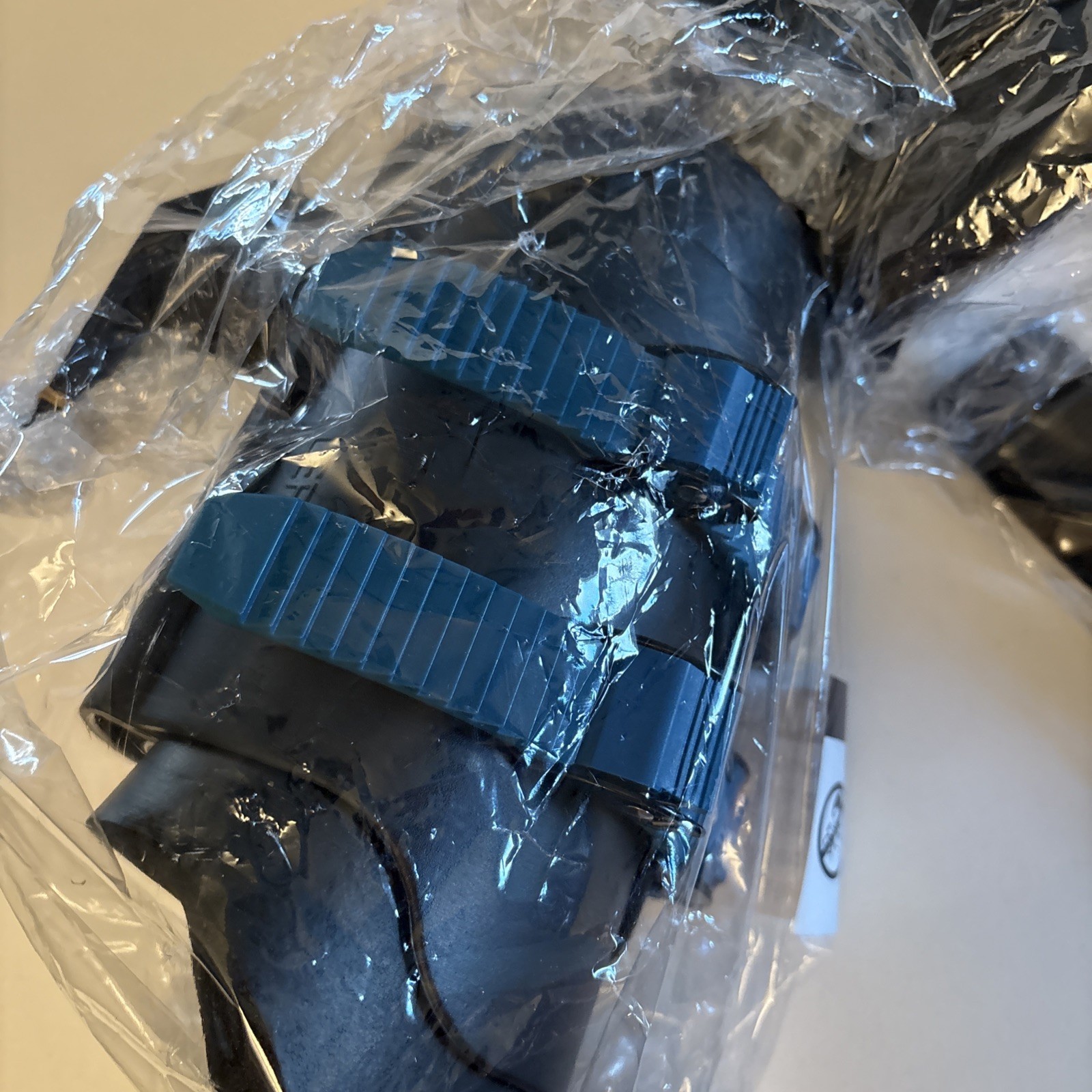 Teeter EZ-Up Gravity Boots for Inversion Decompression Stretching OPEN BOX