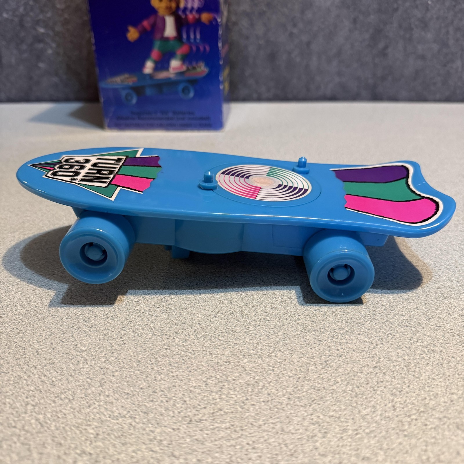 Vintage Russ Berrie Turn 'N Twist Battery Operated Skateboarding Troll 8080