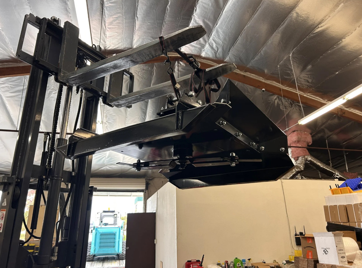 AGT 35in Brush Mower Mini Excavator Cutter Mower Attachment Black 110KG 12EX-RC