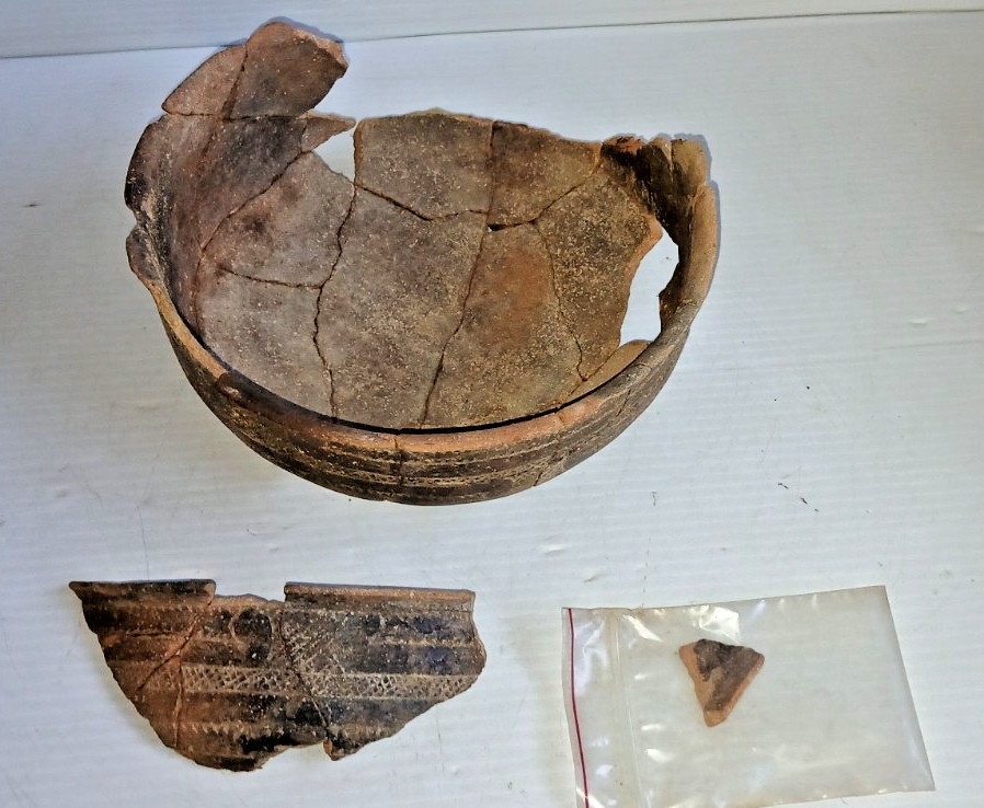 Pre-Columbian Native American Indian Mississippian Partial Pottery Bowl Artifact