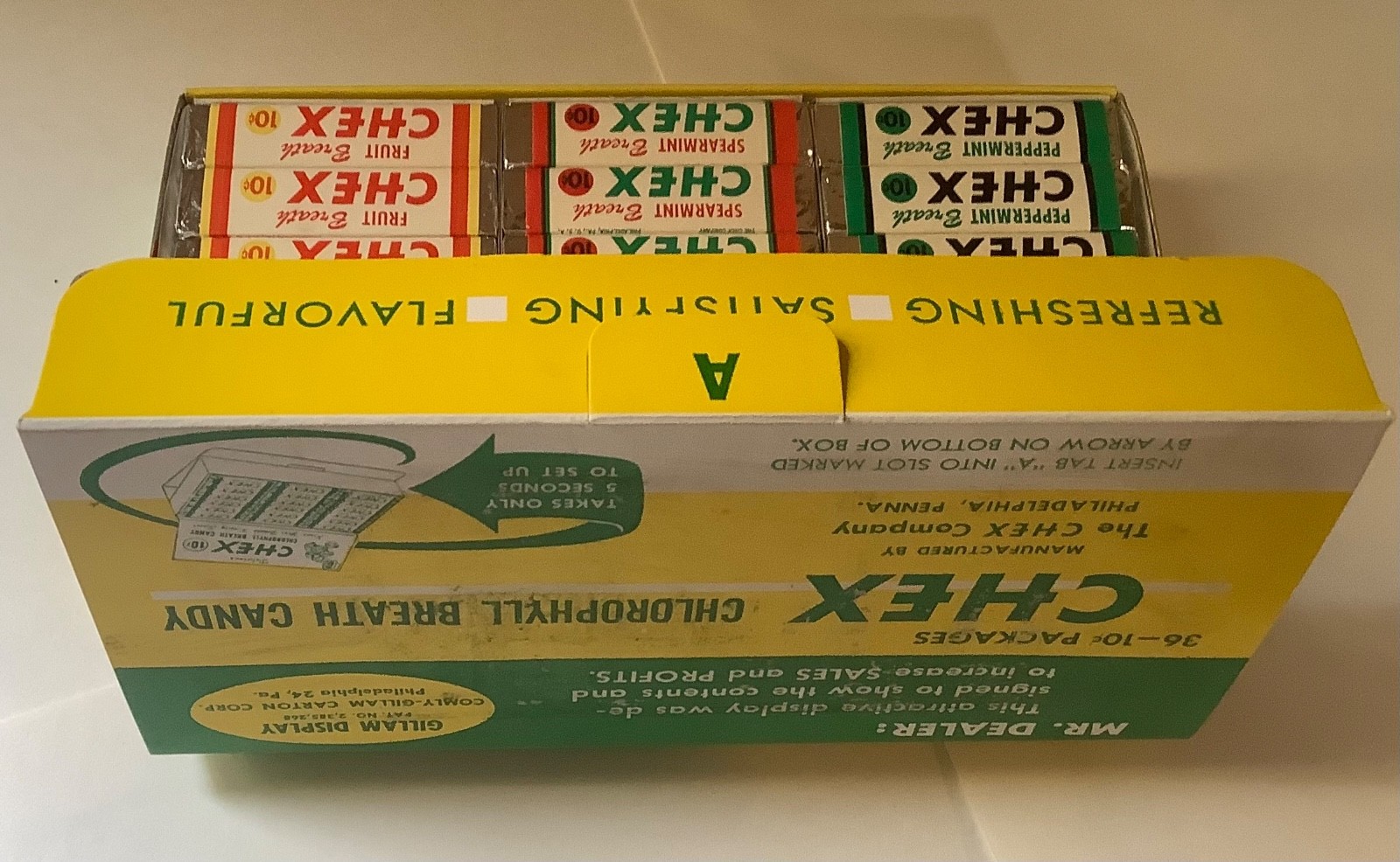 VINTAGE 1940s ADVERTISING CHEX CHLOROPHYLL BREATH CANDY & DISPLAY NIB DEAD STOCK