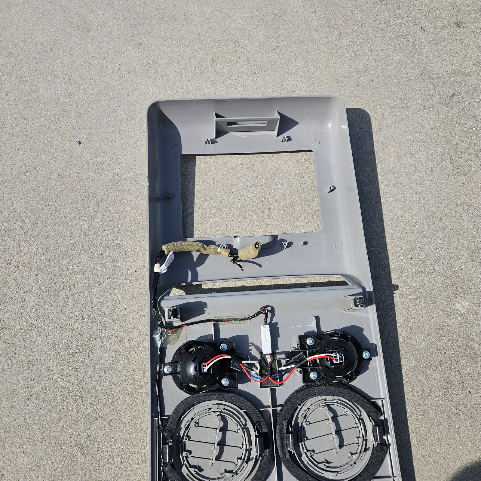 2004 - 2012 Nissan Armada Infiniti QX56 Overhead Console Rear Storage Grey OEM