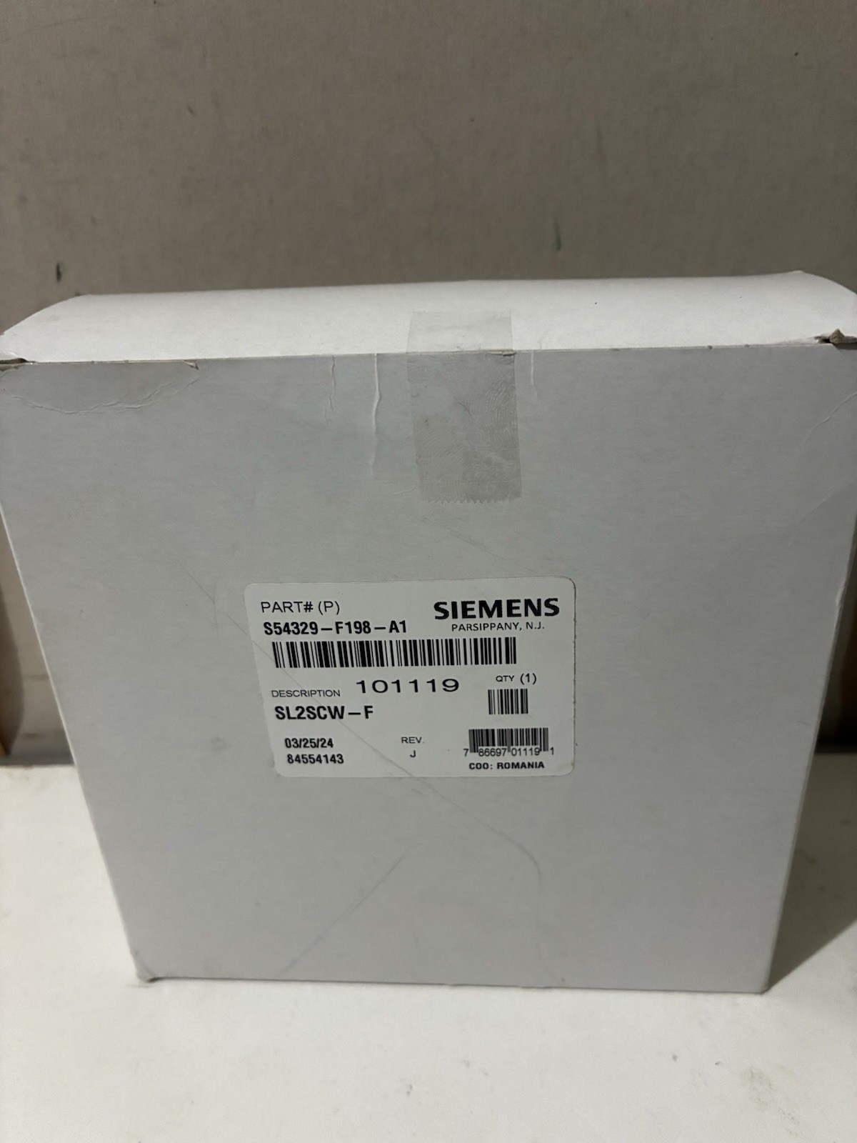 Siemens S54329-F198-A1 SL2SCW-F Strobe Ceiling Smoke Detector NEW - Free Ship