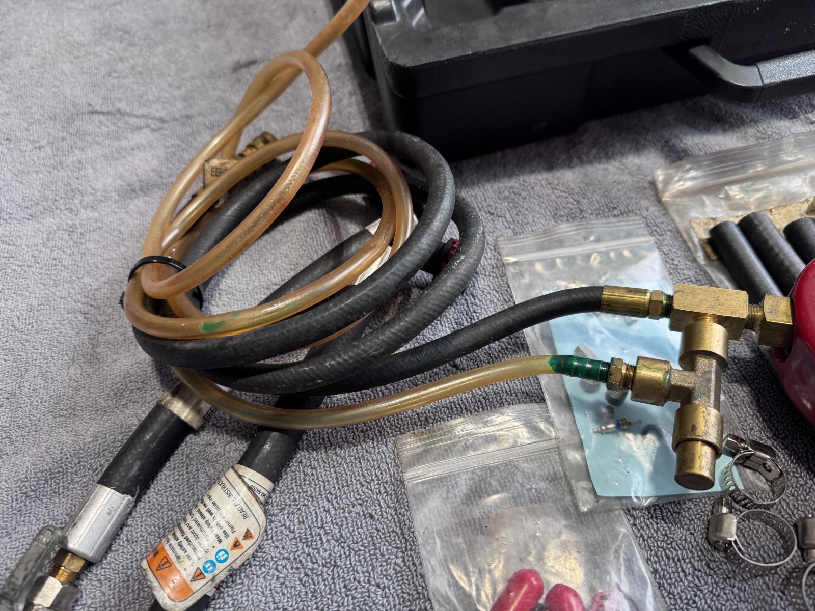 Snap-on Tools Master Fuel Injection Pressure Gauge Test Kit Set EEFI500A