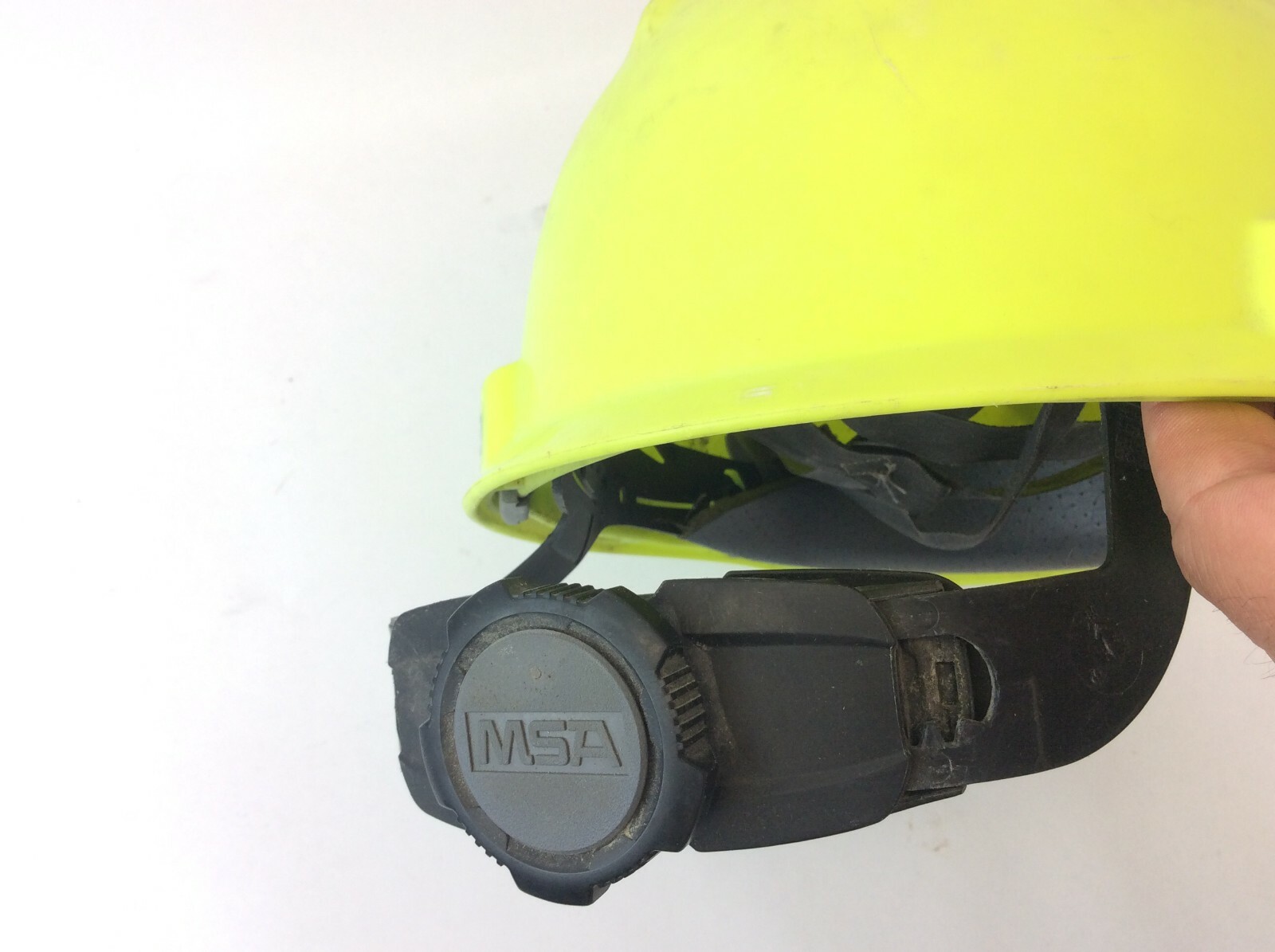 Vintage Used Minerals Technologies Yellow/Green HiViz V-Gard MSA Medium Hardhat