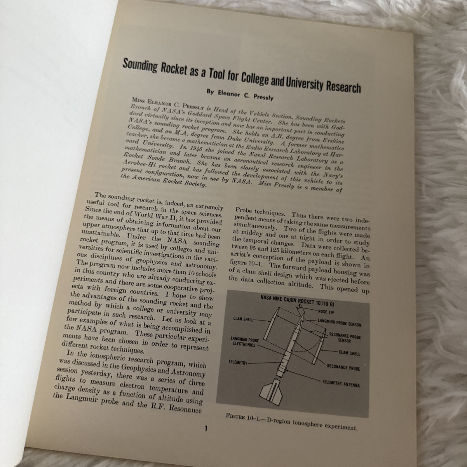 December 1962 NASA SP-13 Booklet Geophysics and Astronomy in Space Exploration