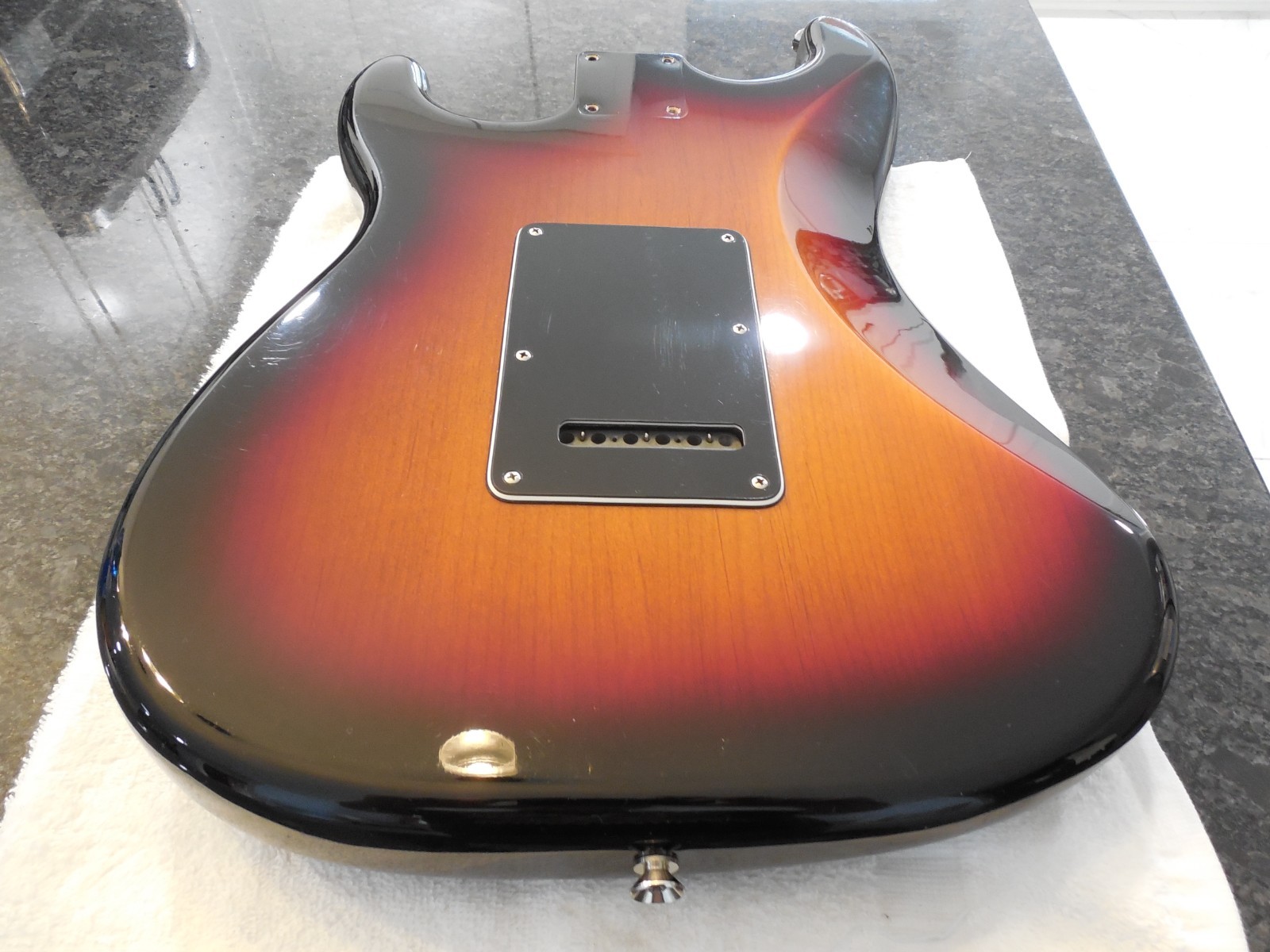 2010 Fender American Special Stratocaster Loaded Body Lace Sensor pups Ex. Cond