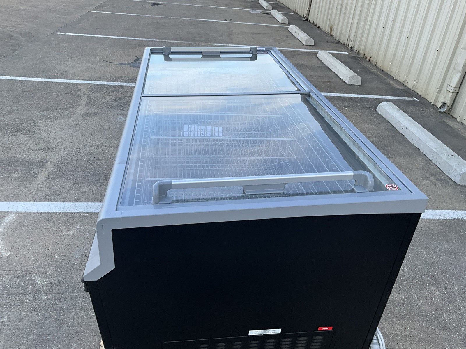 AHT Sydney XL210 slide glass top freezer refrigerator chiller Cooling Systems