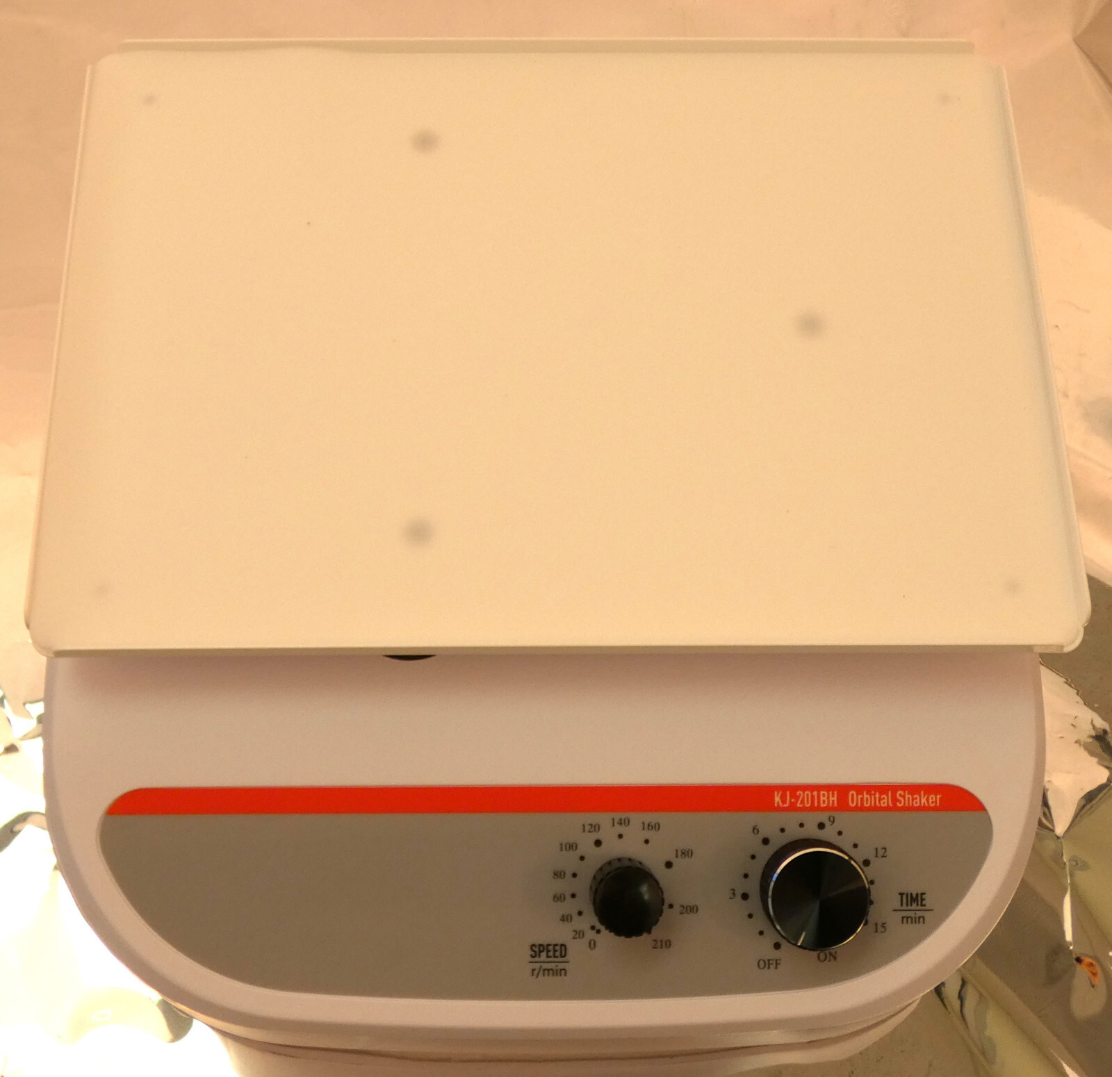 Adjustable Variable Speed Orbital Rotator Shaker for Lab, New