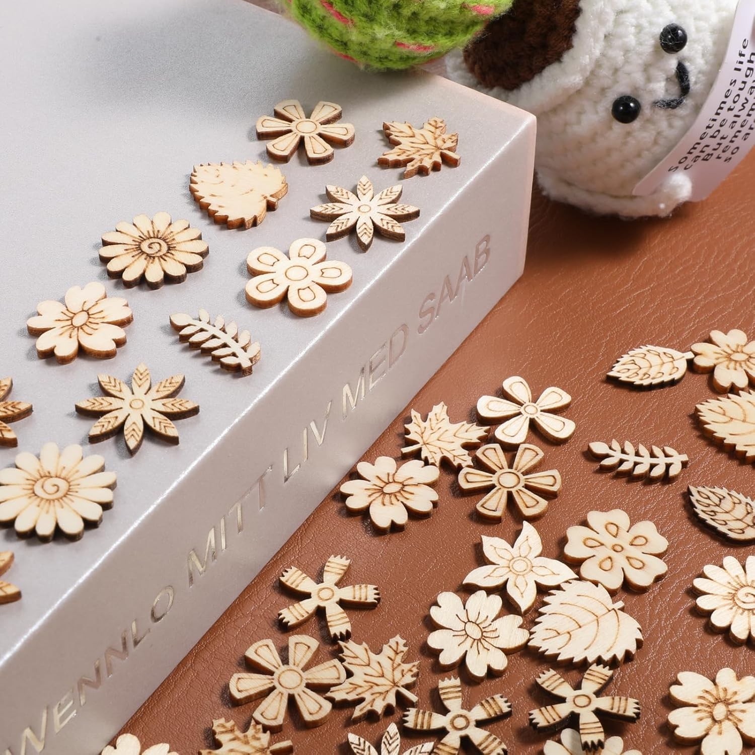 100 Pcs Poplar Wood Mini Flowers DIY Crafts Cutouts Embellishments