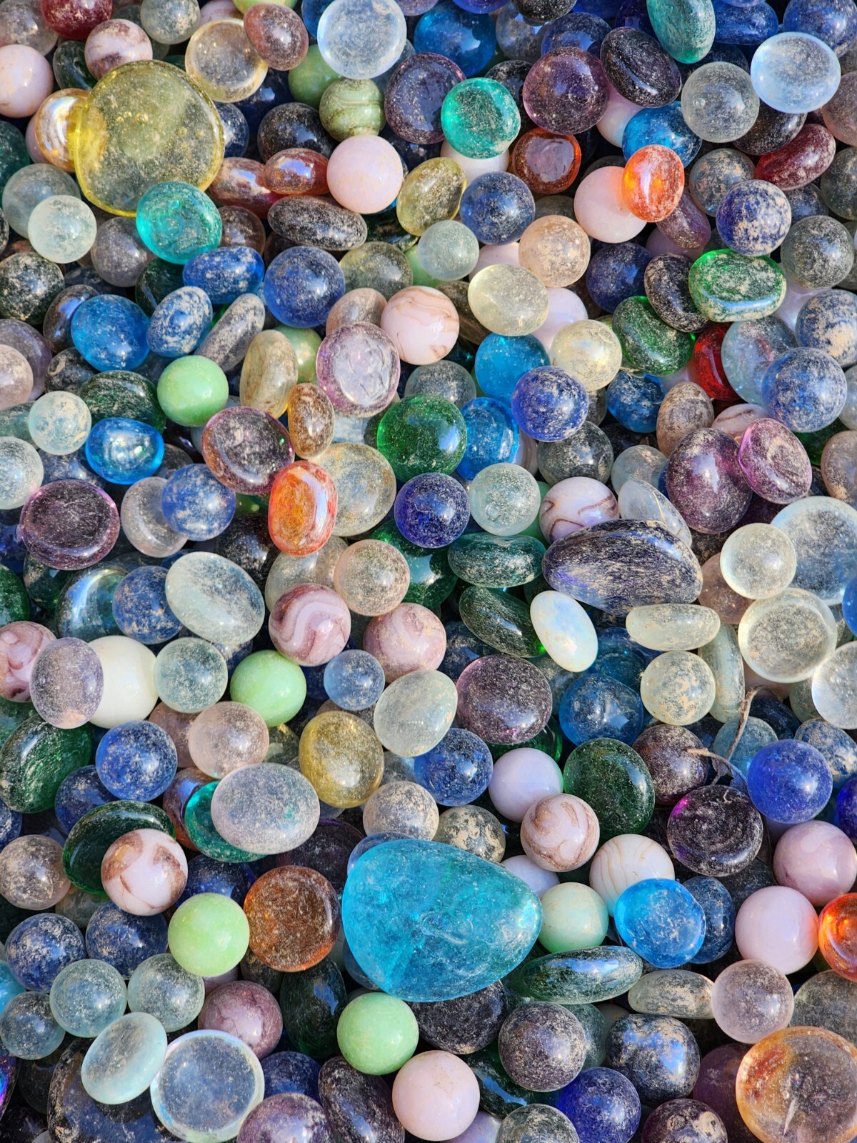 5 LBS MIXED MARBLES, FLAT GLASS MARBLES GEMS, VASE FILLERS, MOSAIC  $19.99