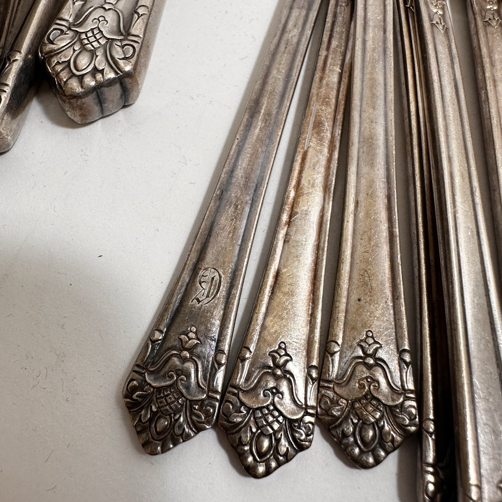 1847 Roger’s Bro Her Majesty Silverware 72 Piece Set Vintage