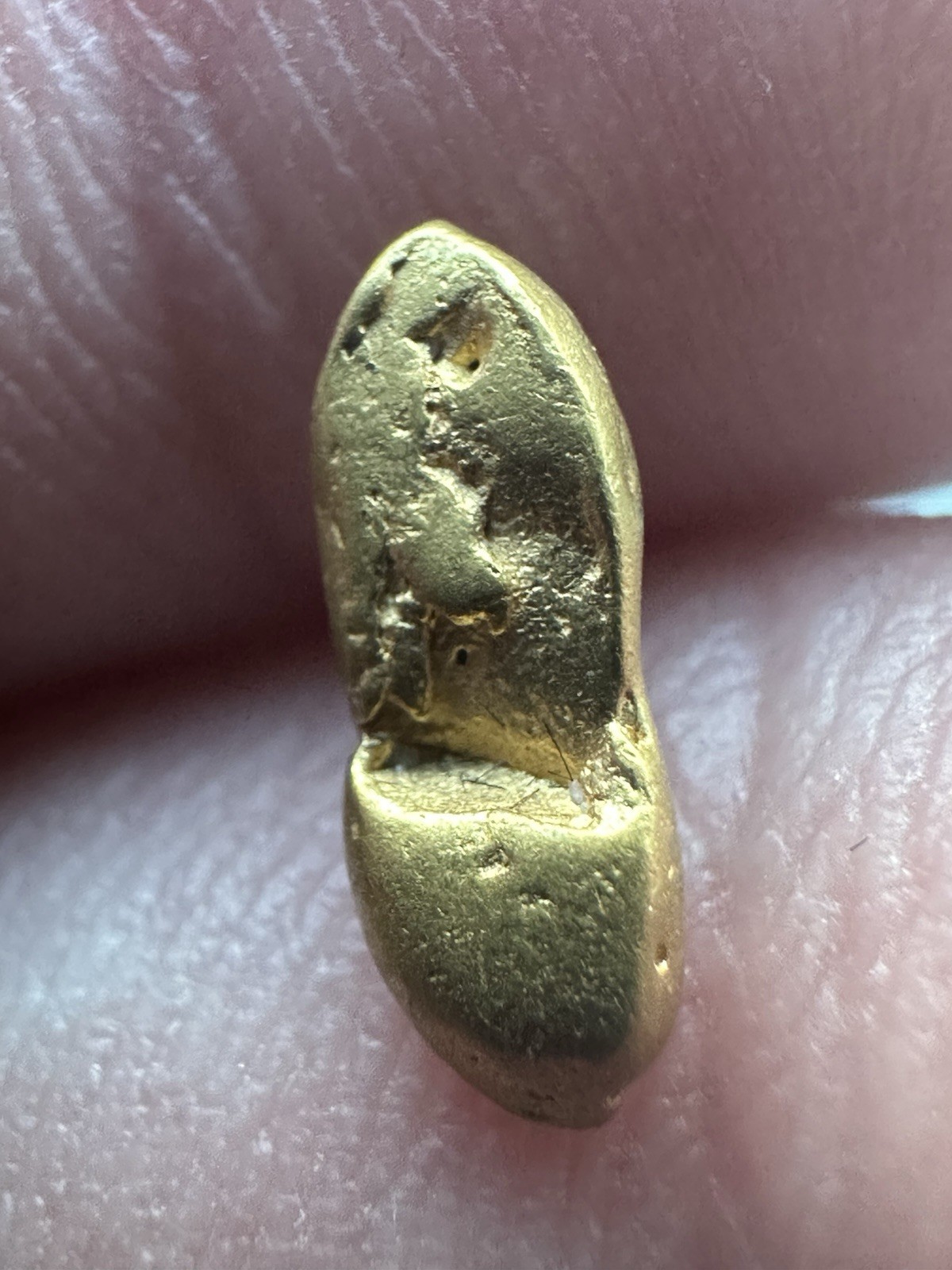 Gold nugget from Papua New Guinea, 0.702 grams