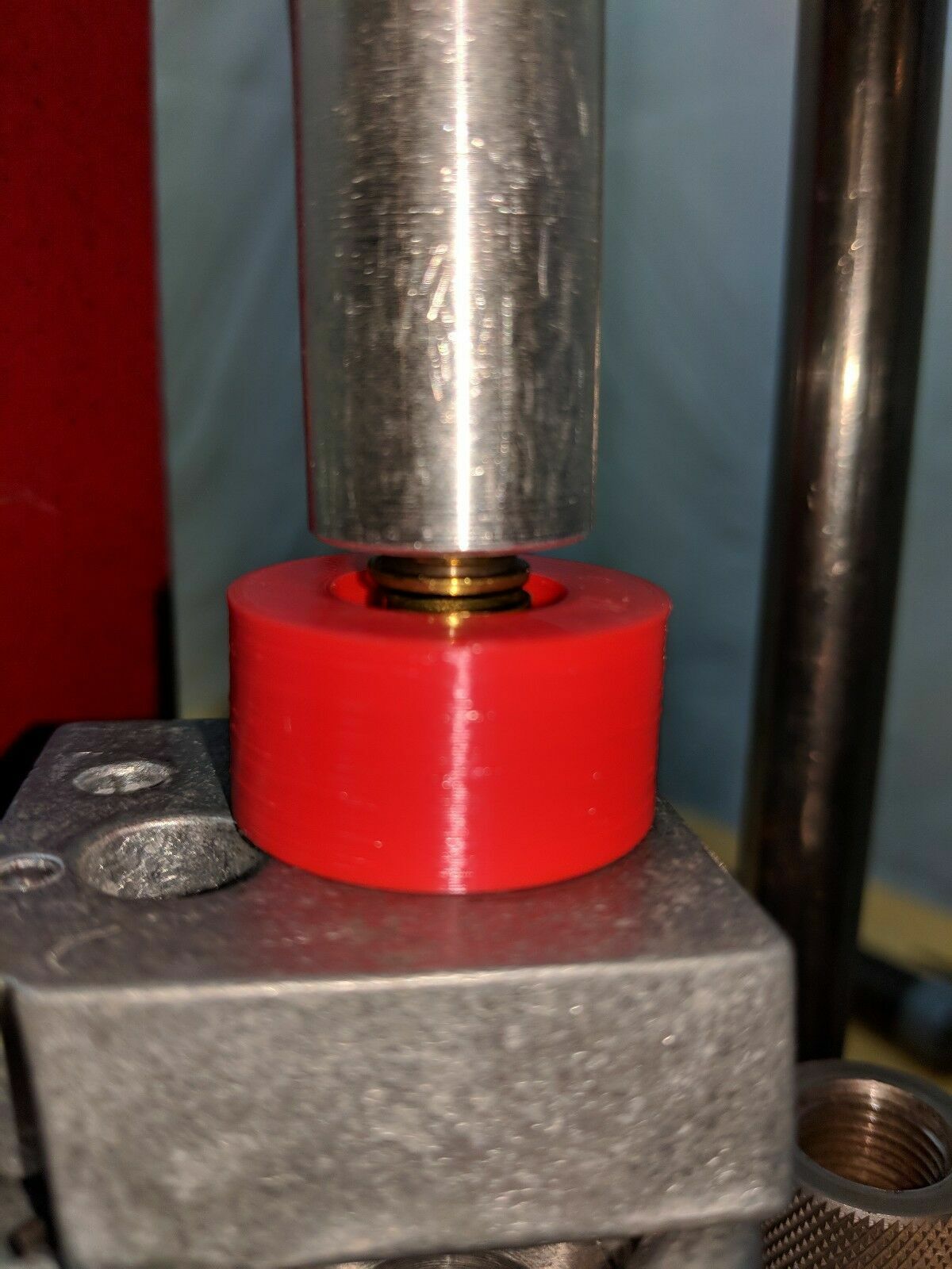 Hornady LNL Case Feeder pivot adapter bushing for top 5 Pistol Chambers