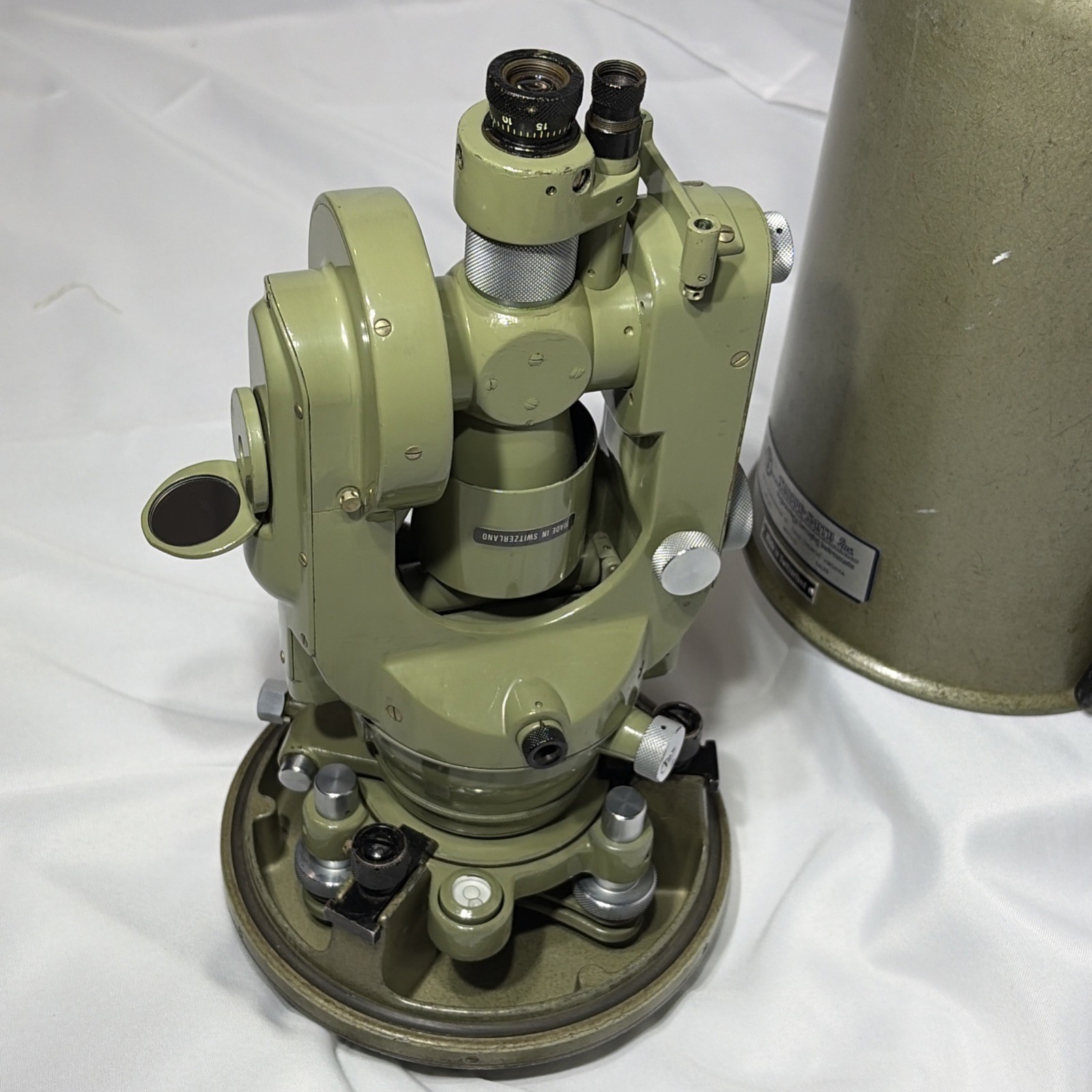 Wild Heerbrugg T1 Theodolite & Case Switzerland T1A-62820