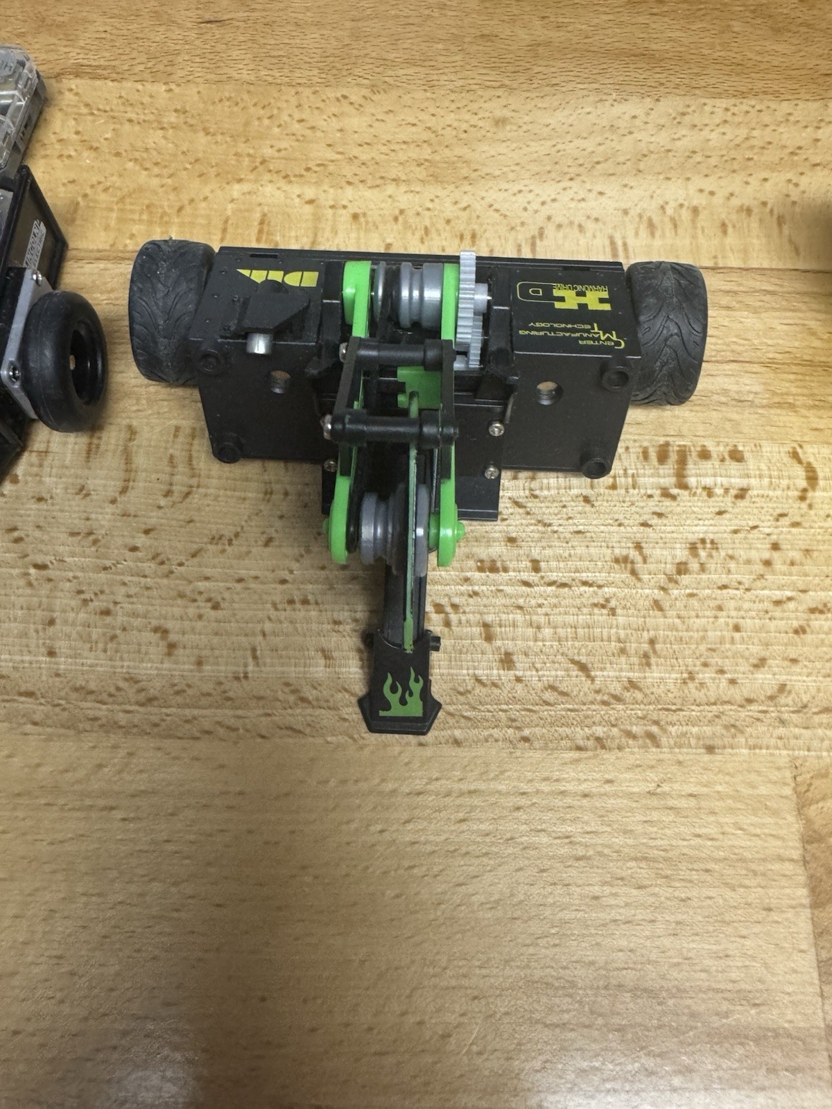 BattleBots Arena MAX Hexbug - With 5 Bots