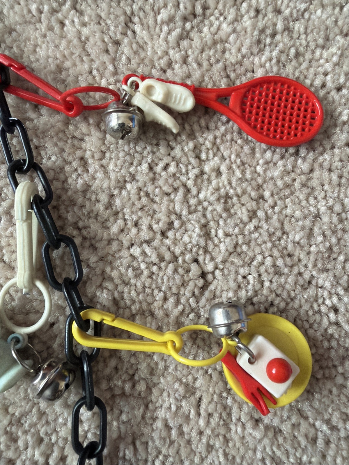 VNTG 80’s Plastic Bell Charm Necklace Chain Clip On Charms Crab Cherries Guitar