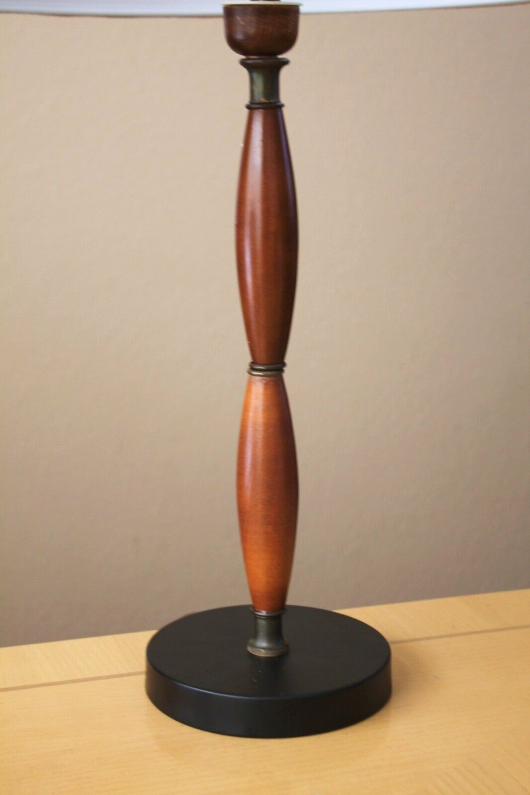 DREAMY! GERALD THURSTON TABLE LAMP! 50S LIGHTOLIER VTG MID CENTURY MODERN WALNUT