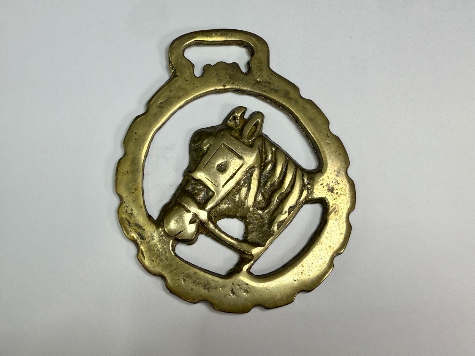 Horse Head with Blinkers Openwork Bridle Harness Saddle Medallion