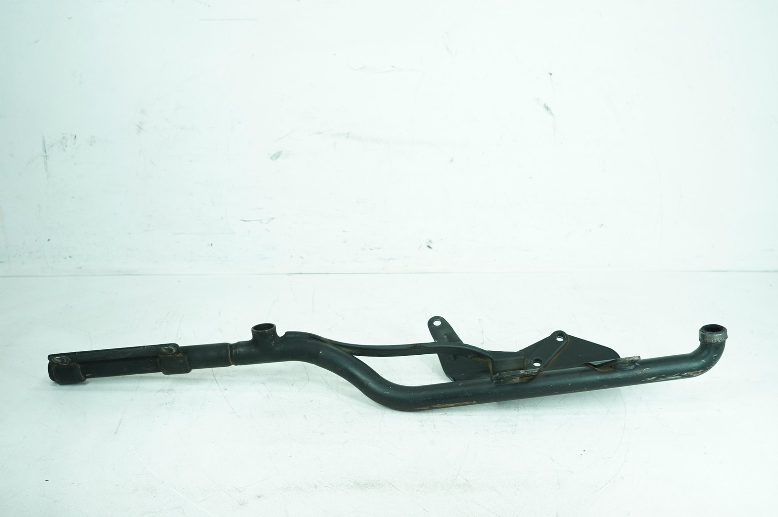 08 Harley Sportster XL1200 Low Exhaust Muffler Interconnect Bracket Support Bar