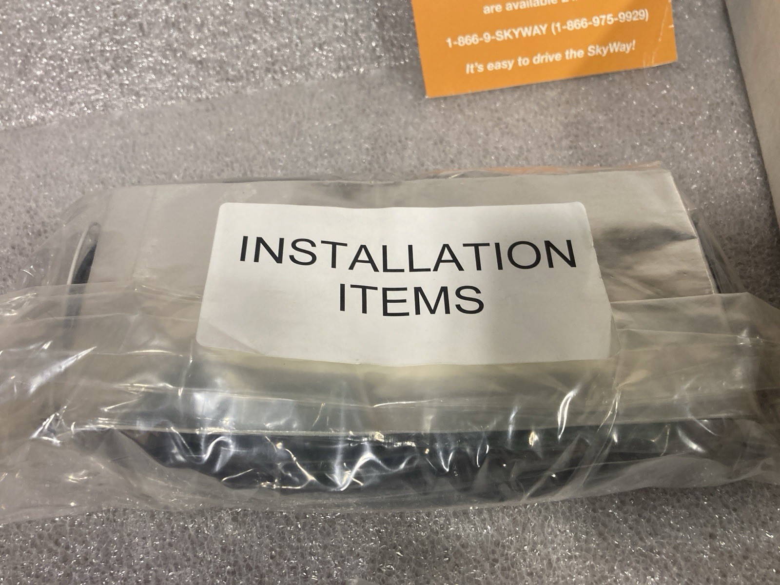 A8FCS-SMTALT2-AA Ford SmartAlert GPS Tracking & Recovery System FREE SHIPPING