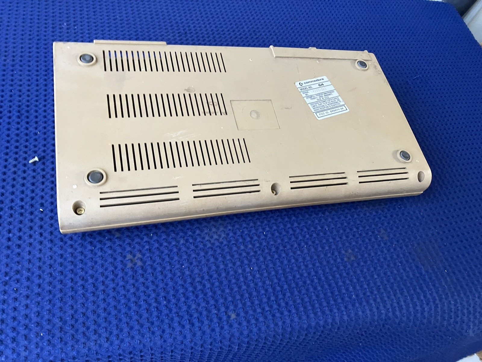 Vintage Commodore 64 Computer Not Working For Parts Or Repair.