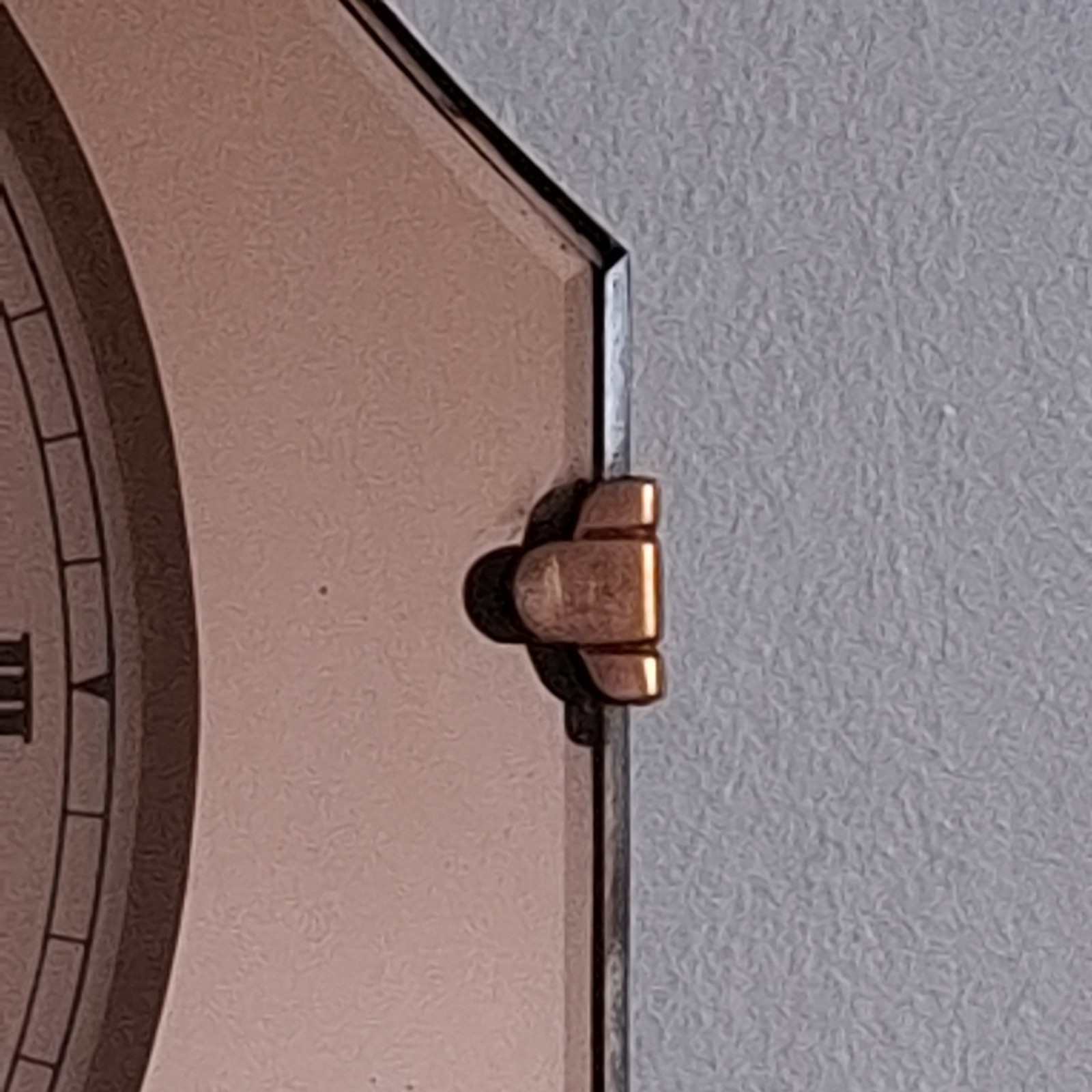 Vintagec Art Deco Peach Glass Smiths Sectric Electric Clock.