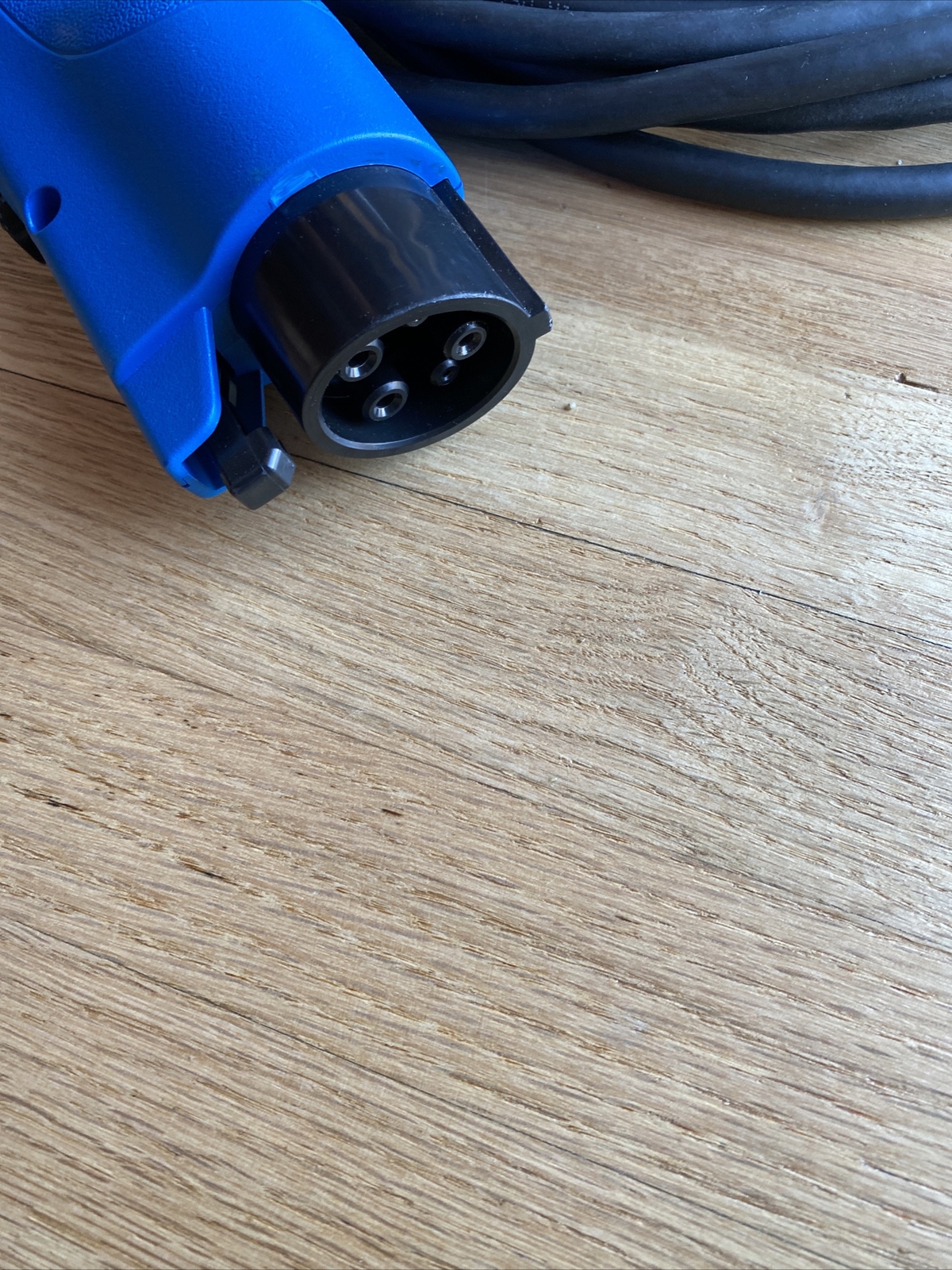 BMW EV Hybrid charger i3 i8 X3 X5 330e 530e 740e 745e Plug-In charging cable 16A