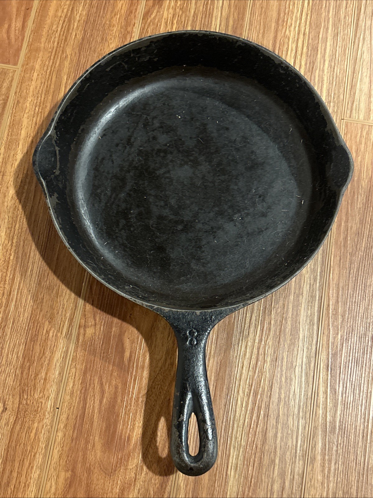 Antique Martin Stove & Range Company Cast Iron No. 8 Skillet - Hamburger Logo