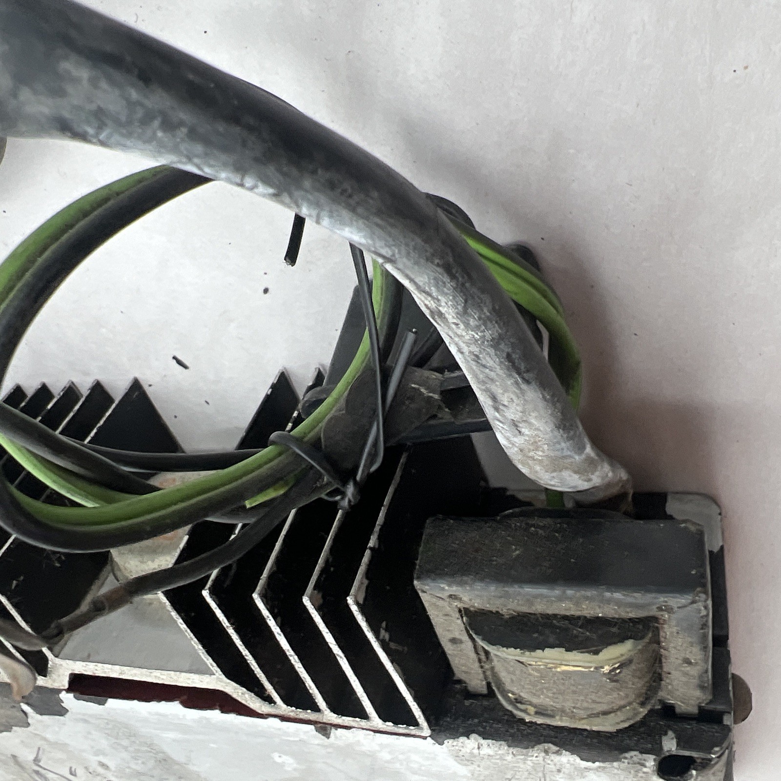 1966 CHEVROLET IMPALA SS BELAIR CAPRICE FM STEREO ADAPTER RADIO 7296351