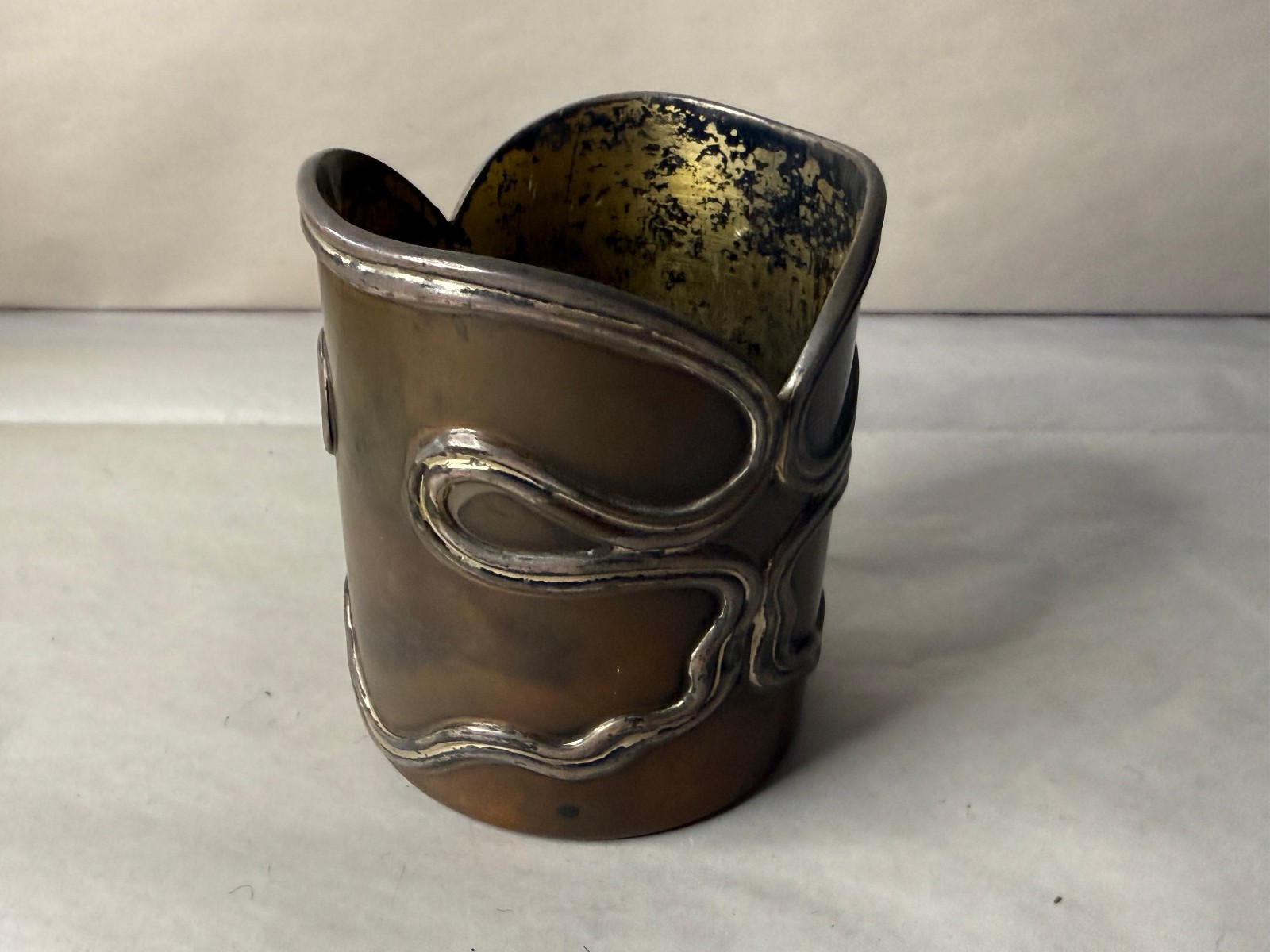 Antique Wilcox Silverplate & Copper Art Nouveau Mixed Metal Pen Holder 7529 Gilt