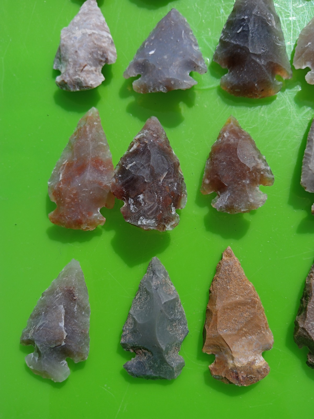 Lot Of 25 Modern Arrowheads! Agates & More! Flintknapping Art. S2