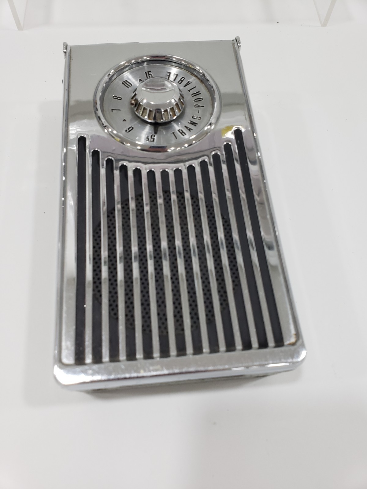 Vintage 1959 OLDSMOBILE TRANS-PORTABLE AM Car Radio for Parts or Restore 989172