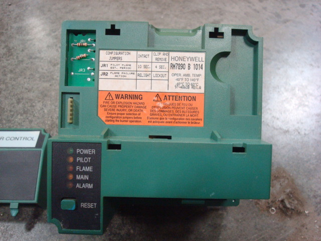 USED Honeywell RM7890 B 1014 Burner Control Primary Module 97-4861H Rev. A