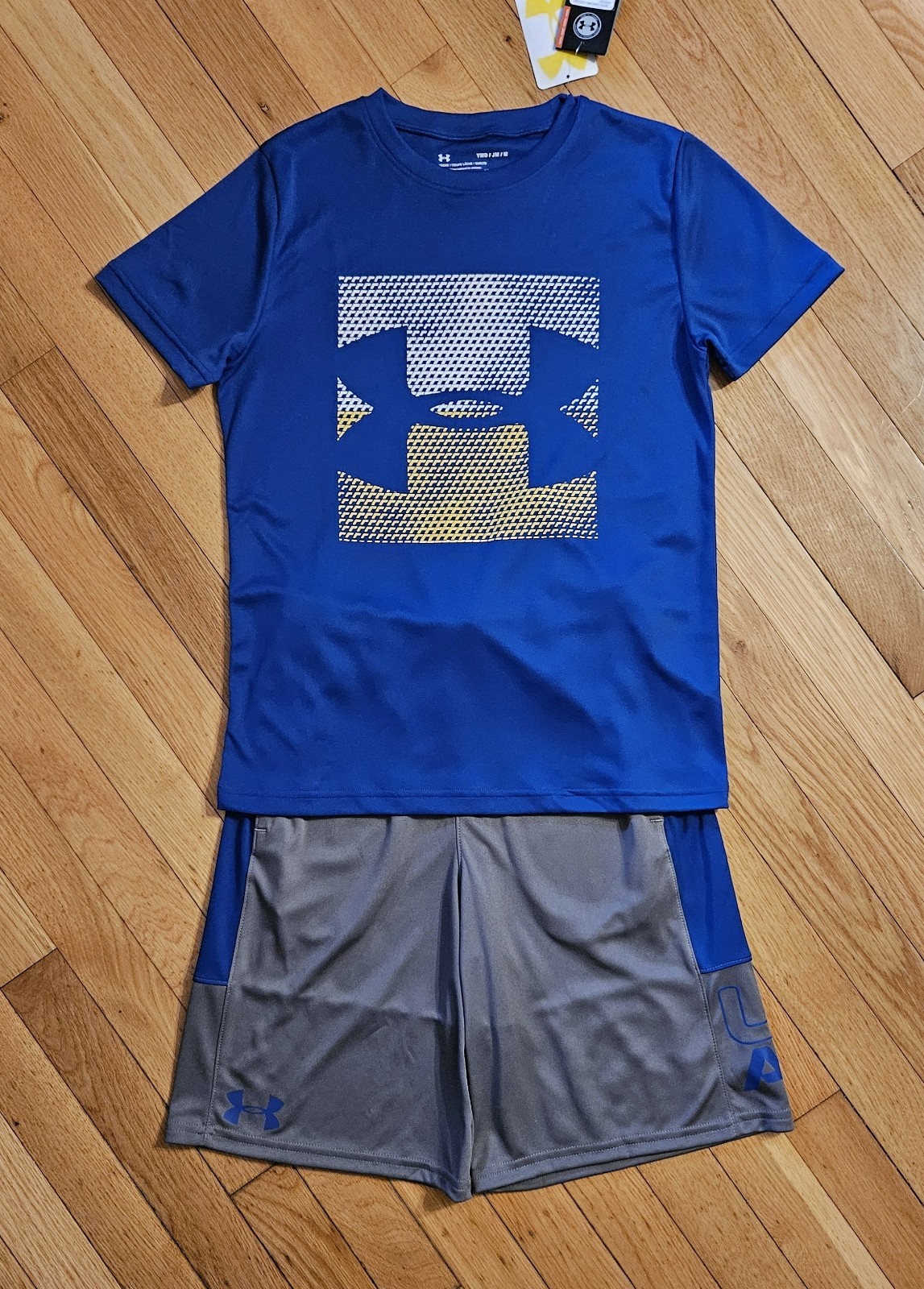 New Under Armour Youth Big Boy T-Shirt & Short Set YM 10/12
