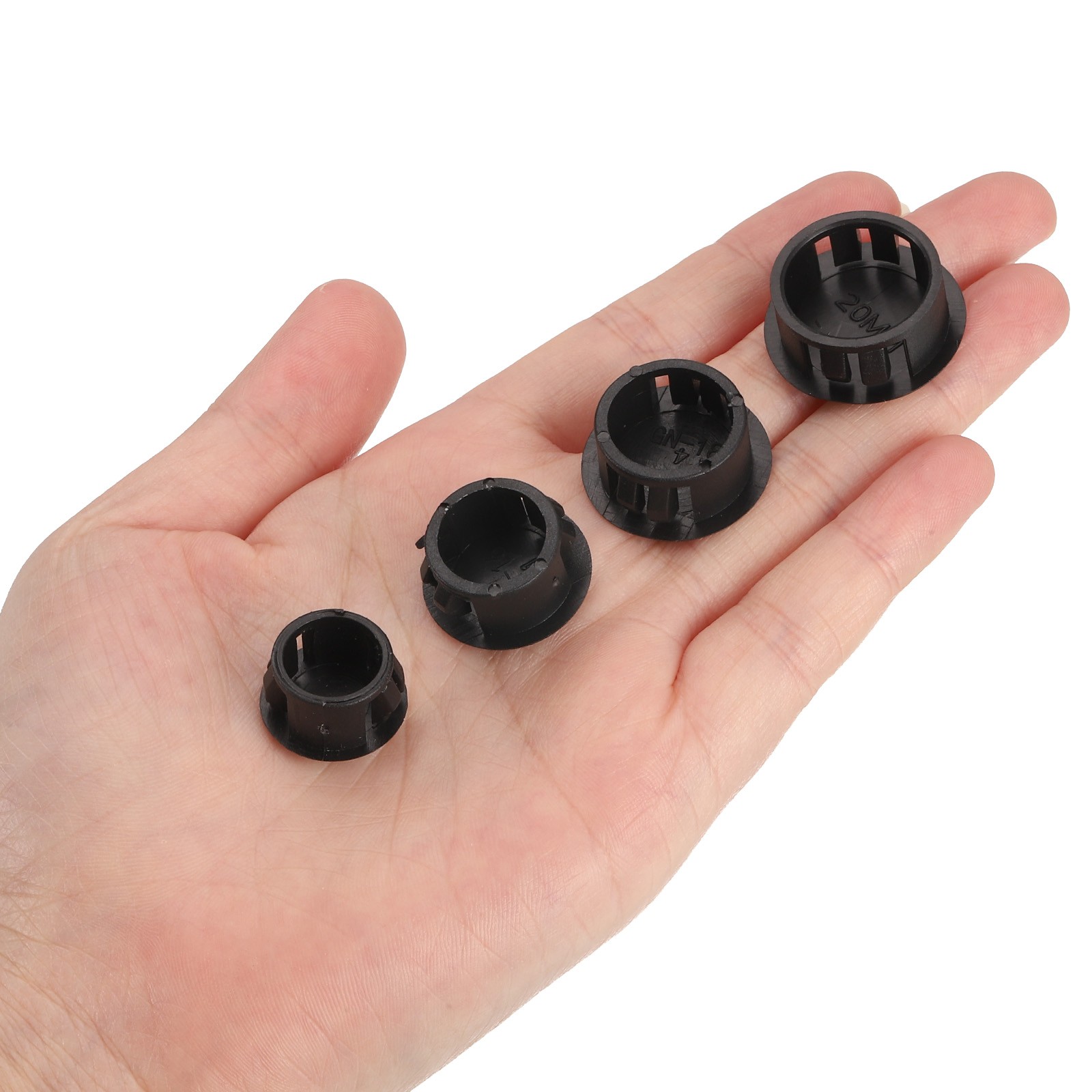 110Pcs 5/8" Plastic Hole Plugs Panel Flush Type Knockout Locking Plugs Black