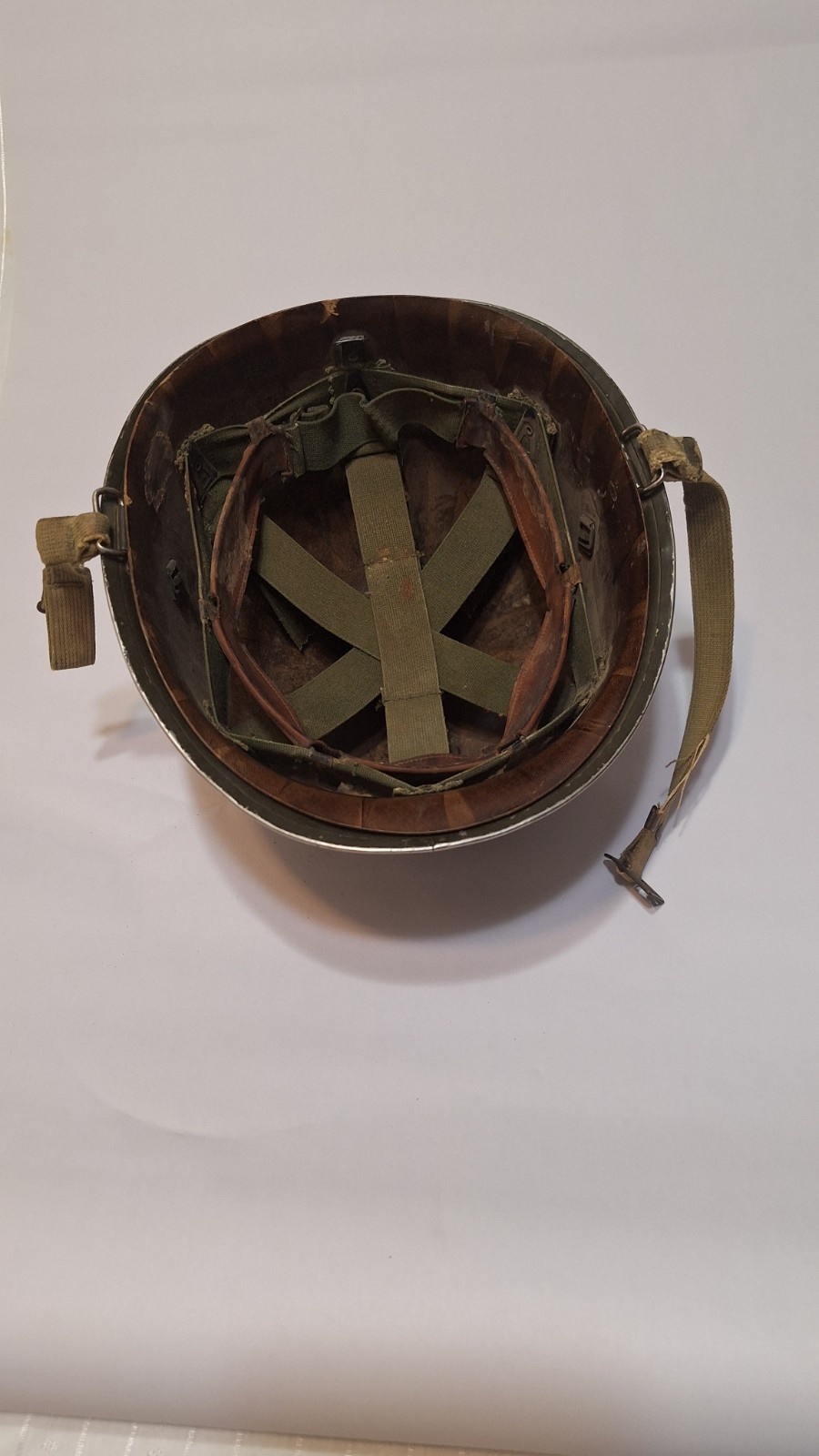 WW II US Military M1 Front Seam Swival Bale Helmet With Liner