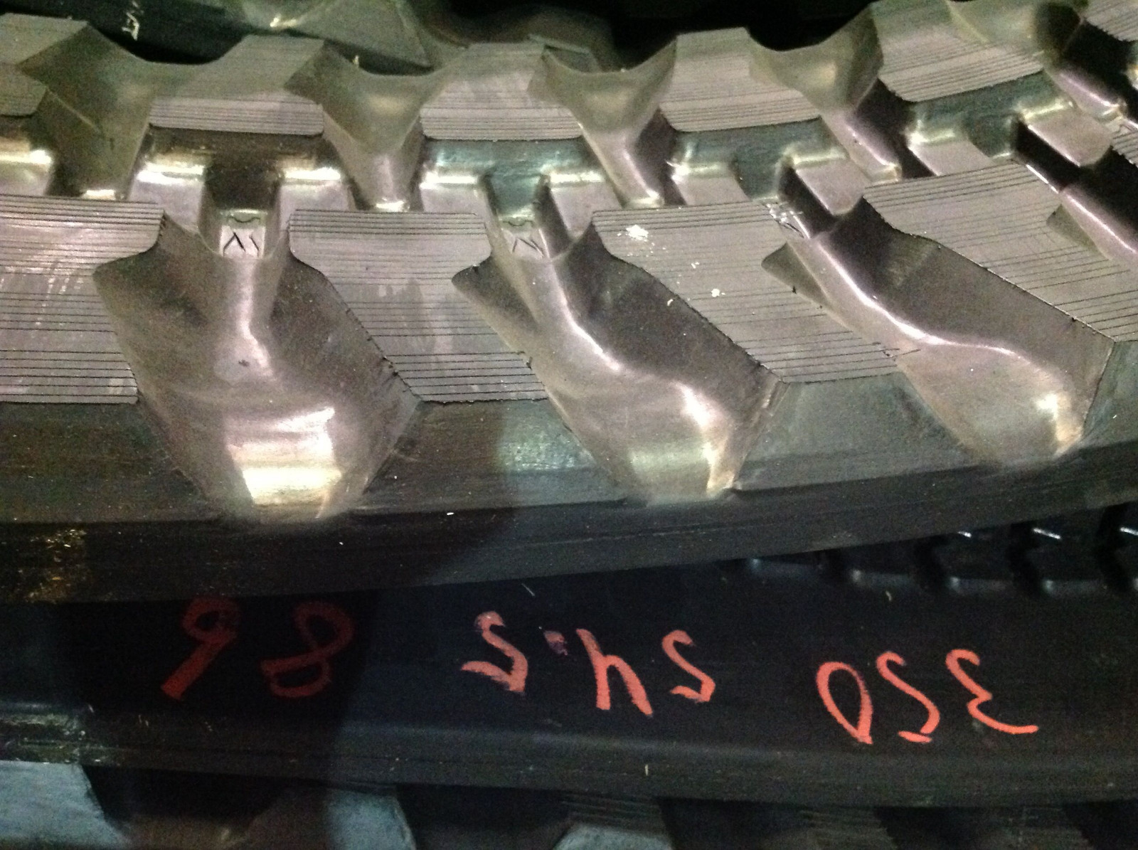 (2- Tracks ) Kubota Rubber Track KX040-4 KX040-4HGA KX121-3 350x54.5x86